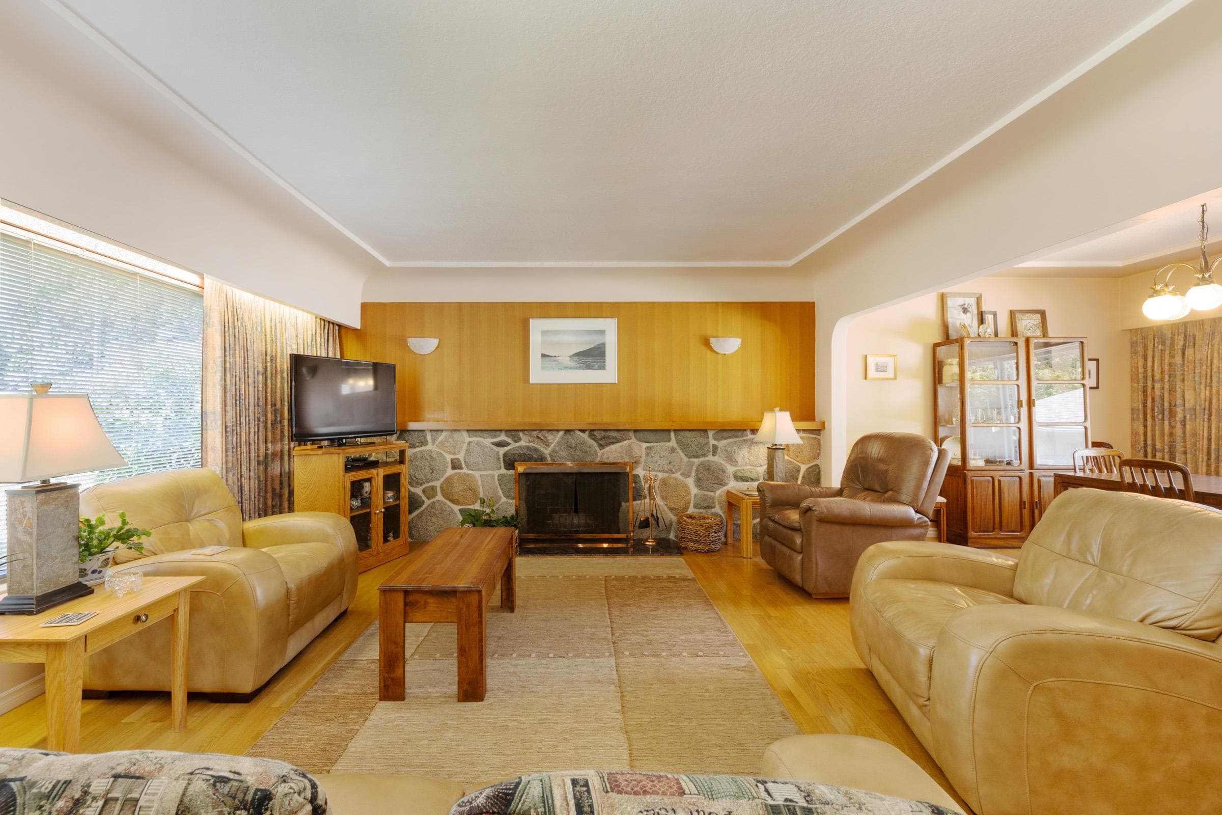 541 Cochrane Avenue, Coquitlam, V3J 2A3 — photo 4
