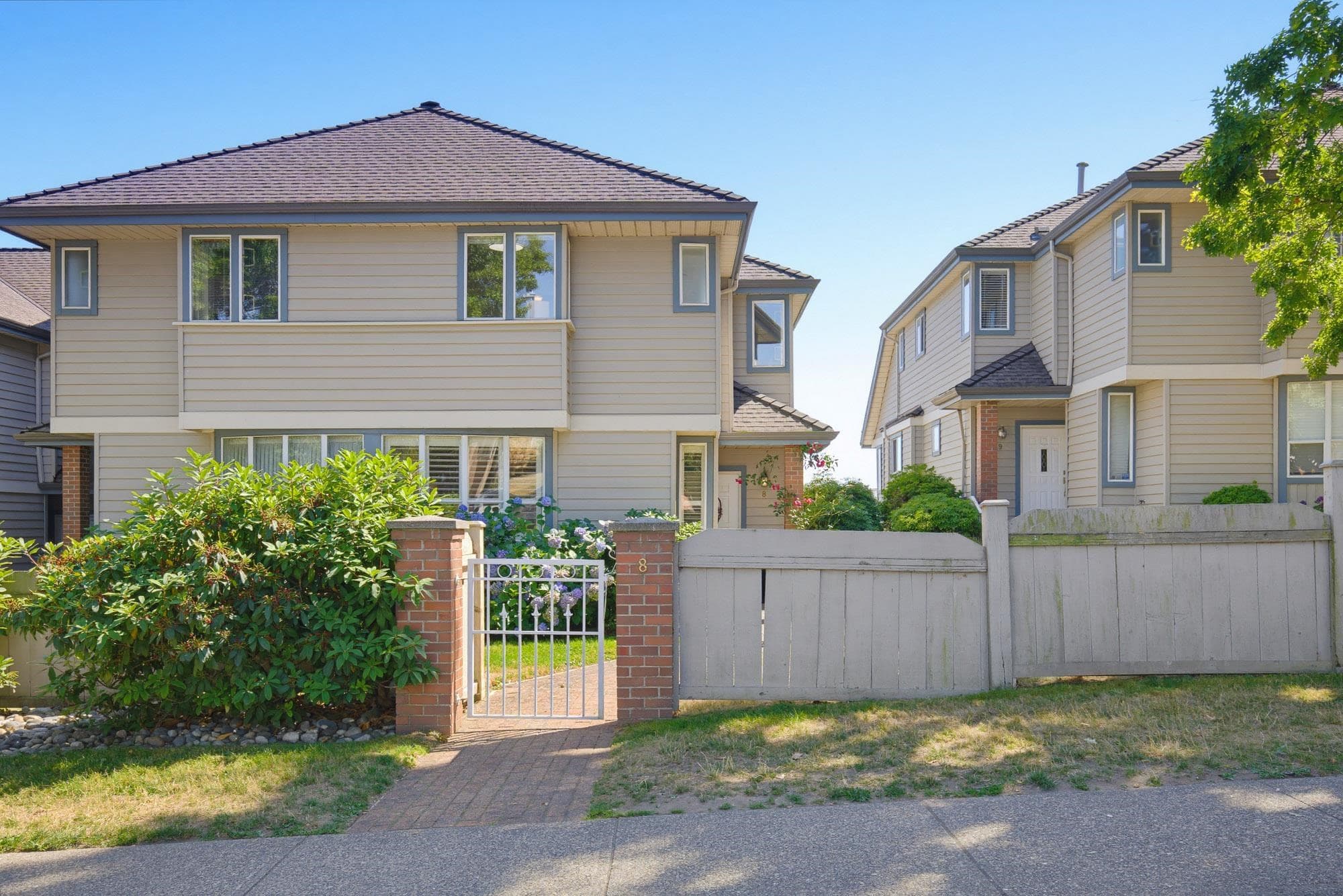 8 - 920 Citadel Drive, Port Coquitlam, V3C 5X8 — photo 1
