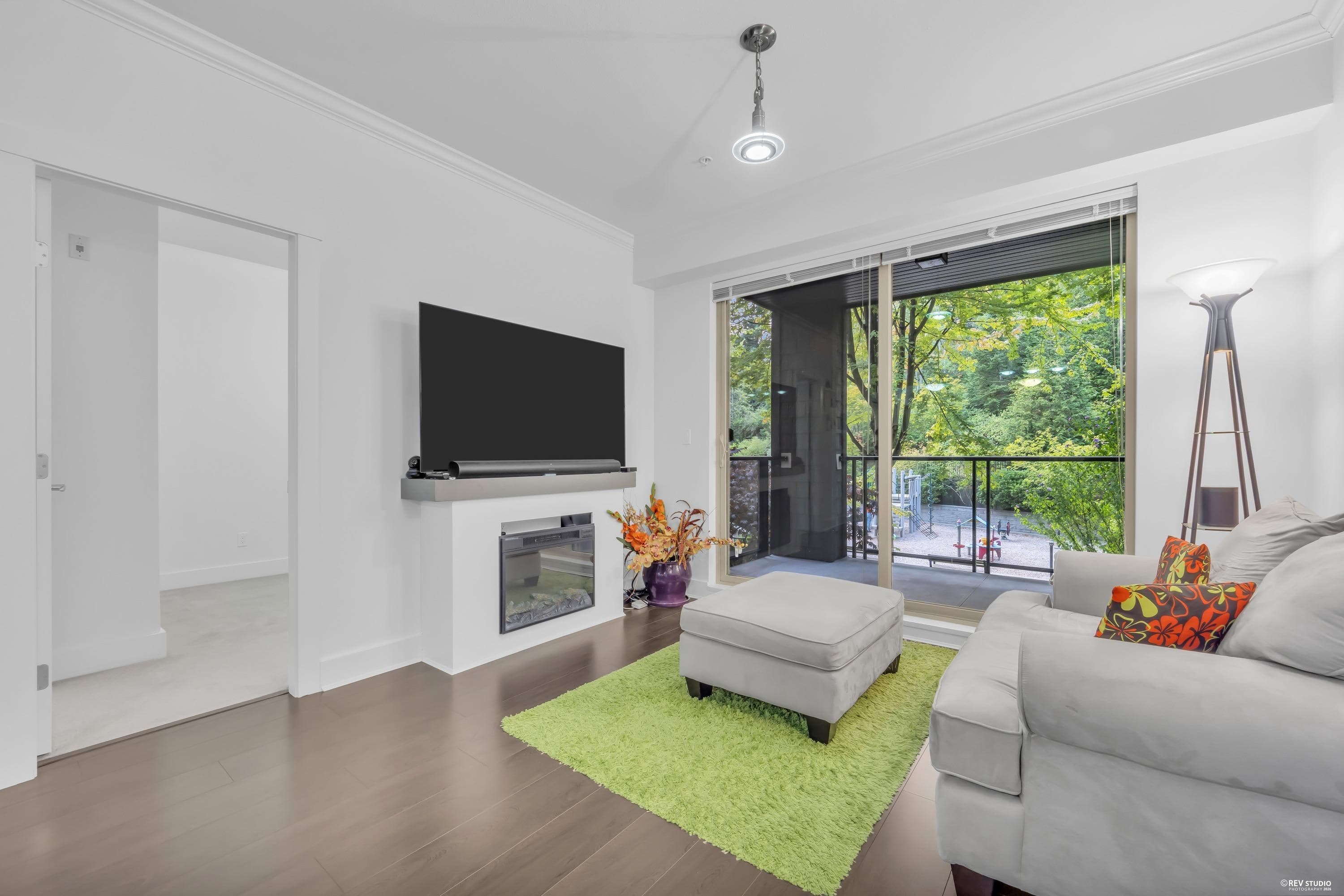 203 - 7418 Byrnepark Walk, Burnaby, V3N 0B3 — photo 1