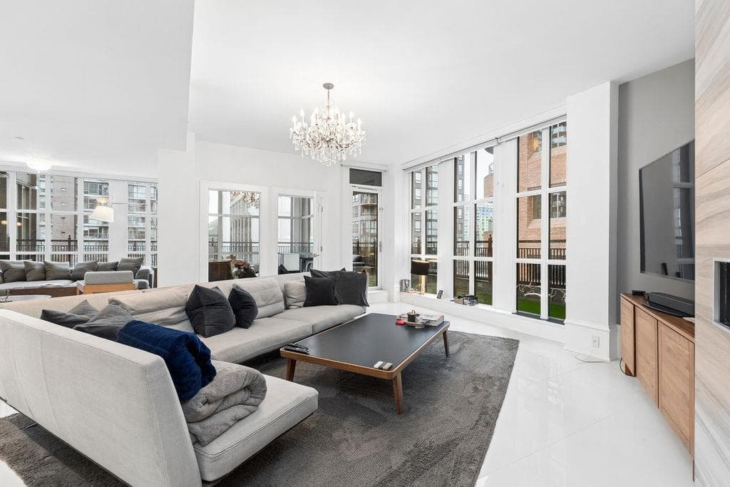 PH2 - 1102 Hornby Street, Vancouver, V6Z 1V8 — photo 3