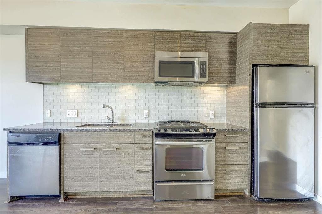 301 - 13228 Old Yale Road, Surrey, V3T 0K3 — photo 5