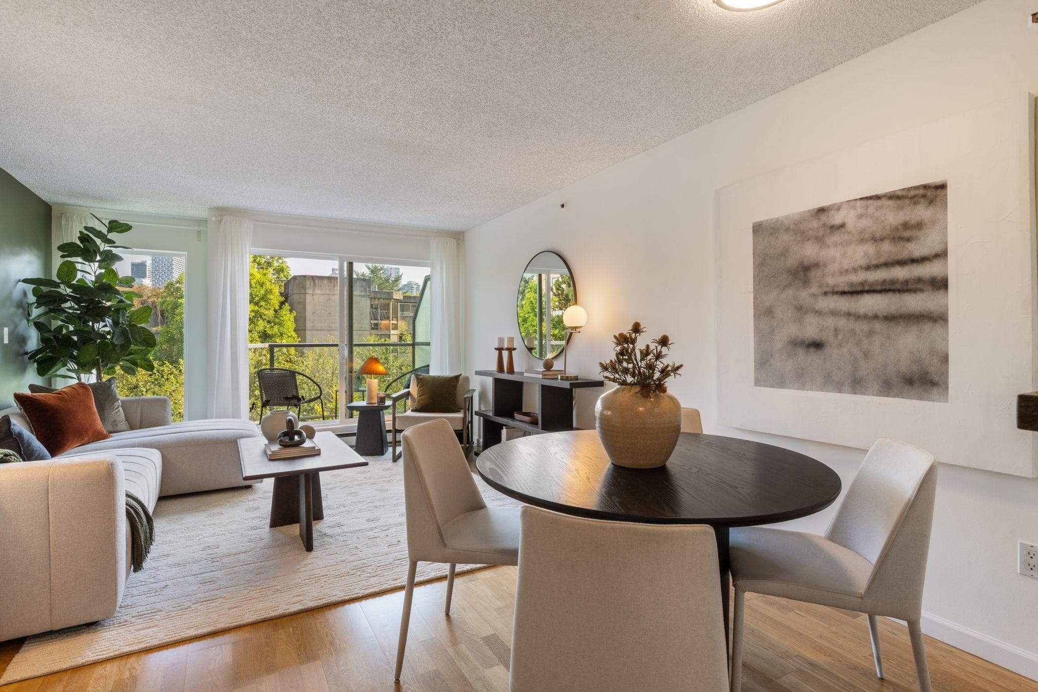 8 - 1355 W 4th Avenue, Vancouver, V6H 3Y8 — photo 2