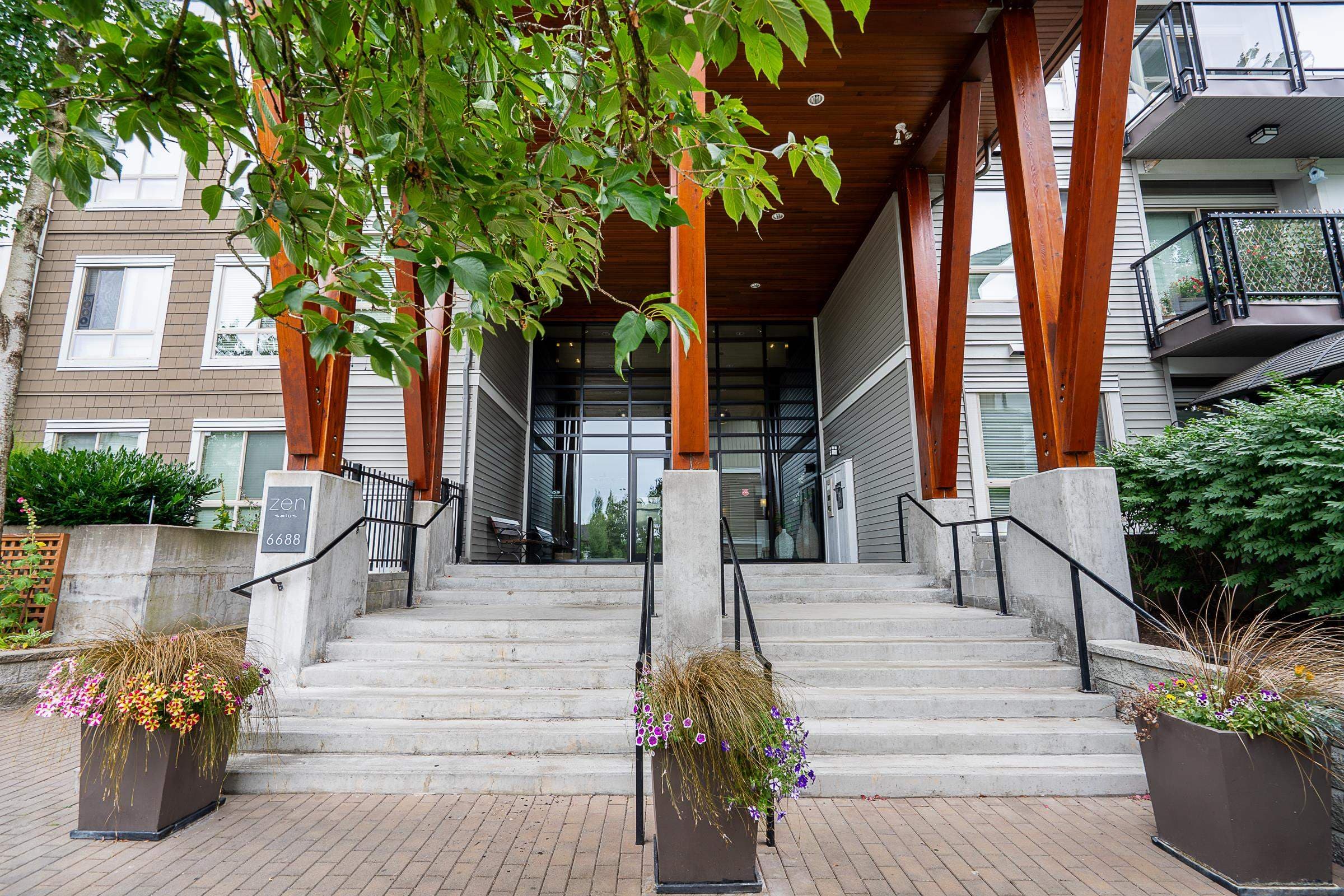 321 - 6688 120 Street, Surrey, V3W 1T8 — photo 4