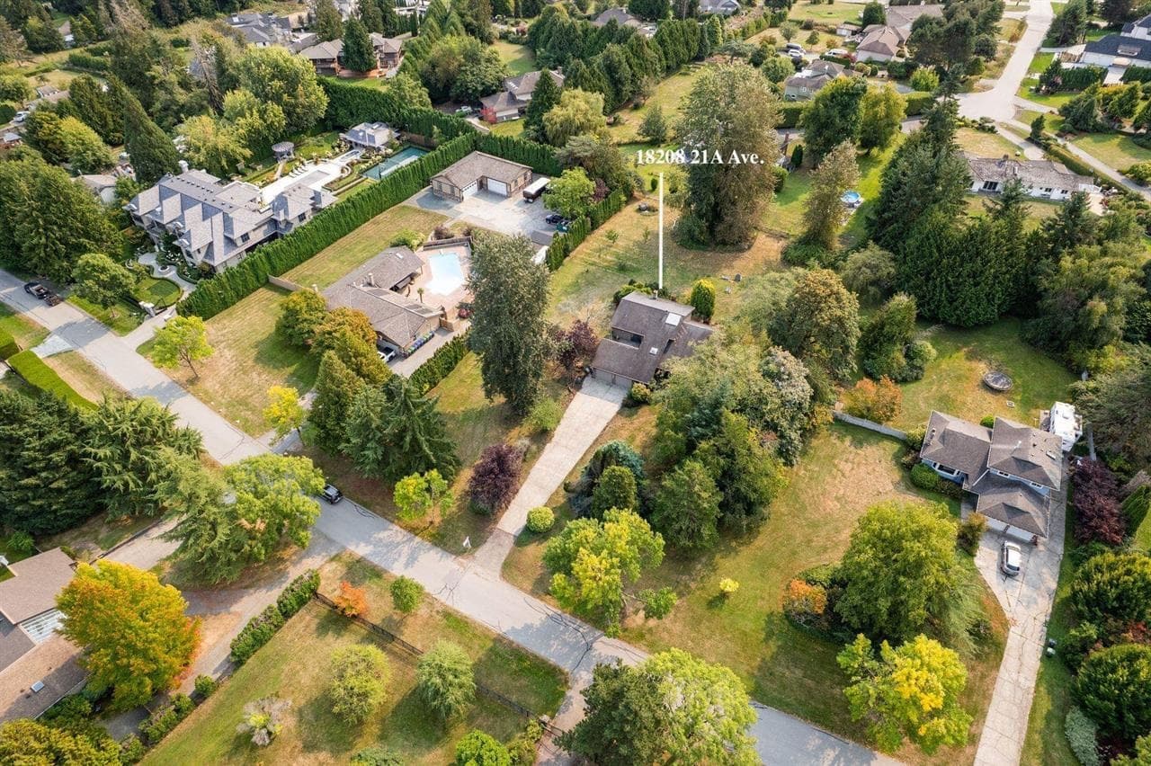 18208 21a Avenue, Surrey, V3Z 9W2 — photo 2