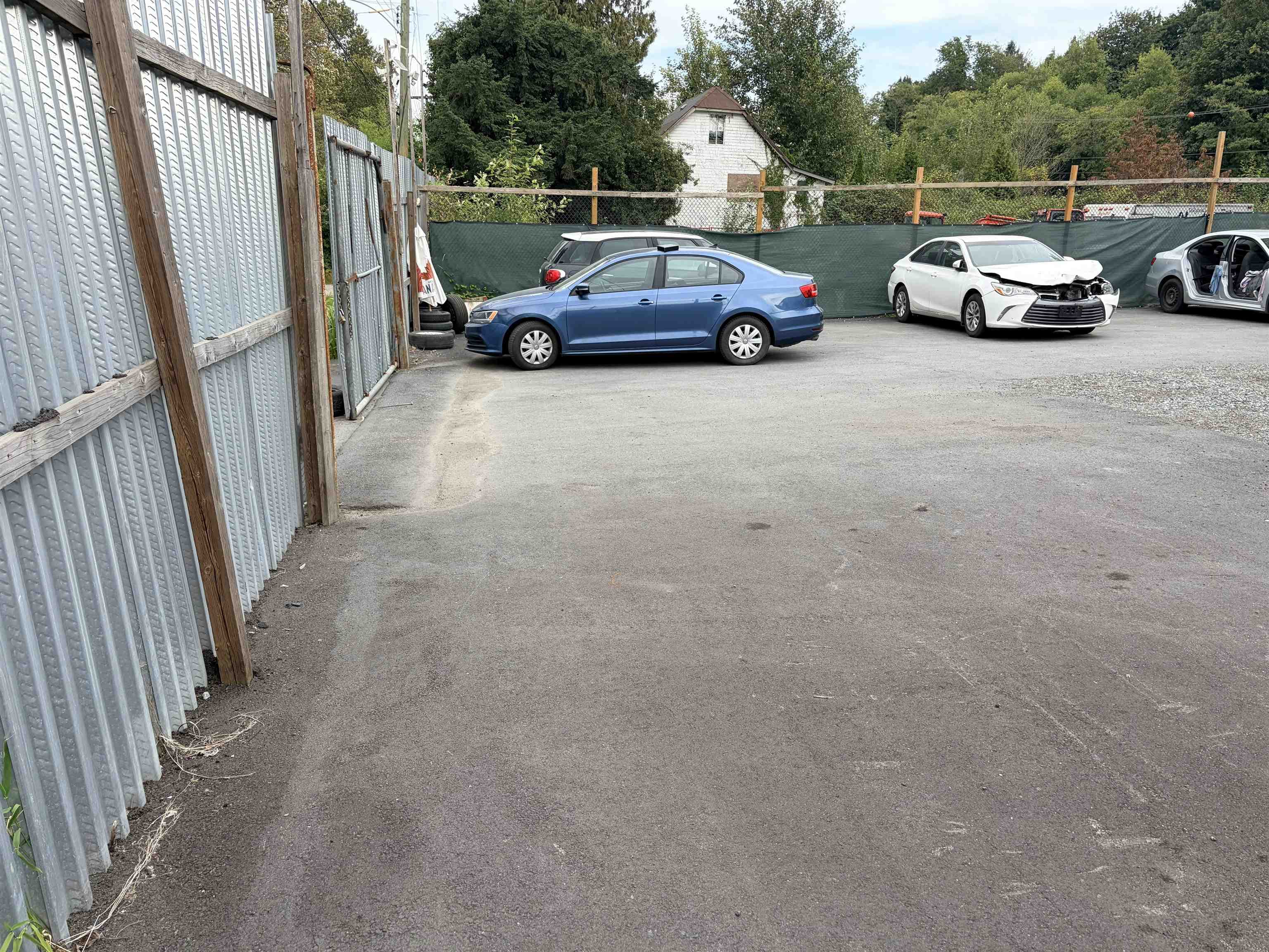 13842 117 Avenue, Surrey, V3R 2V4 — photo 4