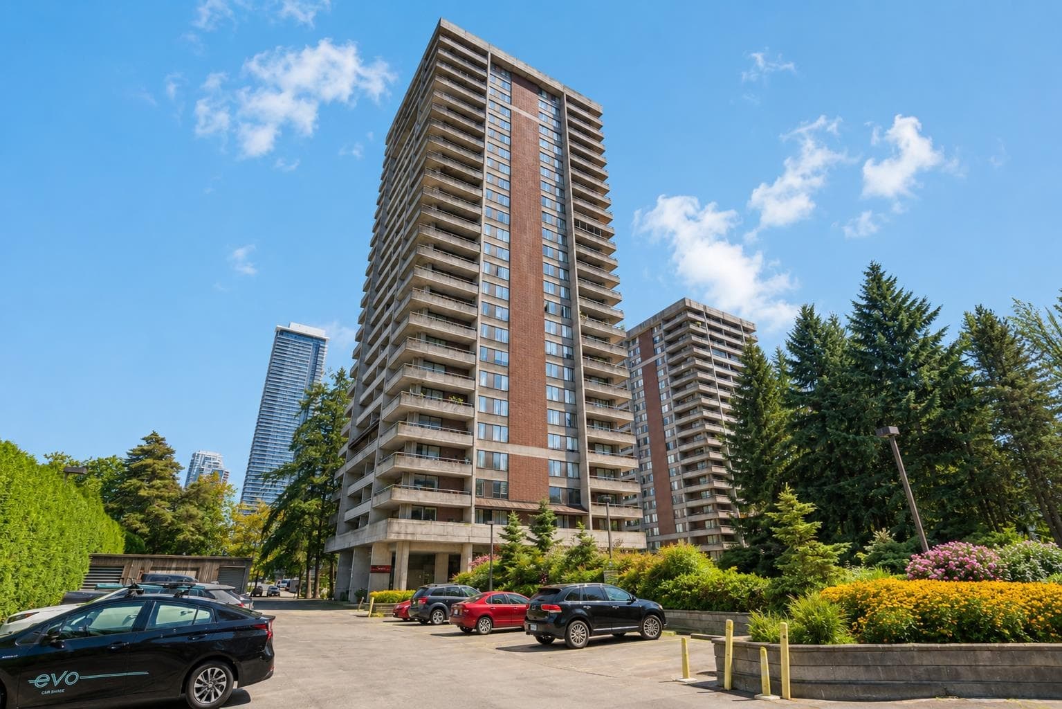 1701 - 3755 Bartlett Court, Burnaby