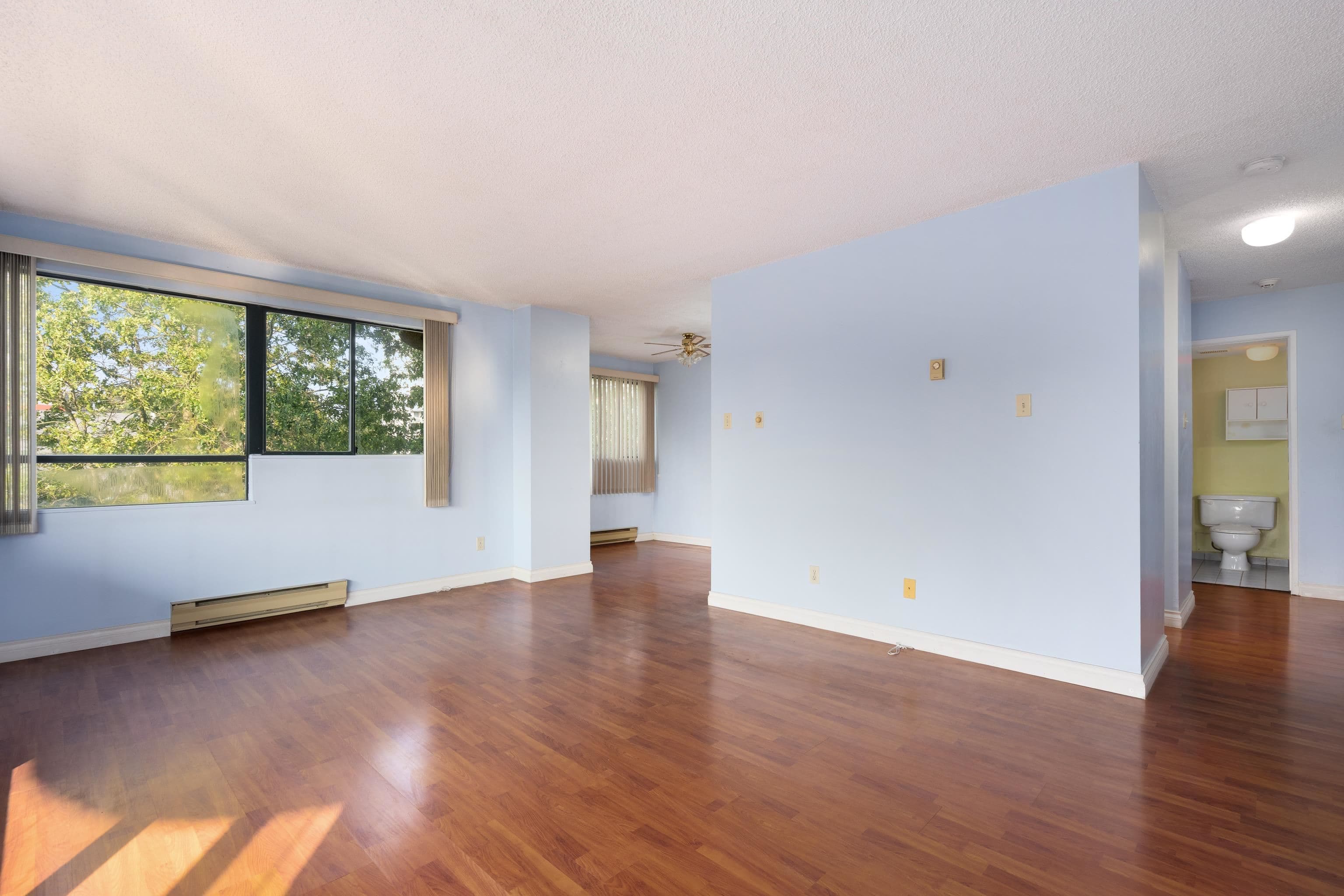 702 - 1026 Queens Avenue, New Westminster, V3M 6B2 — photo 2