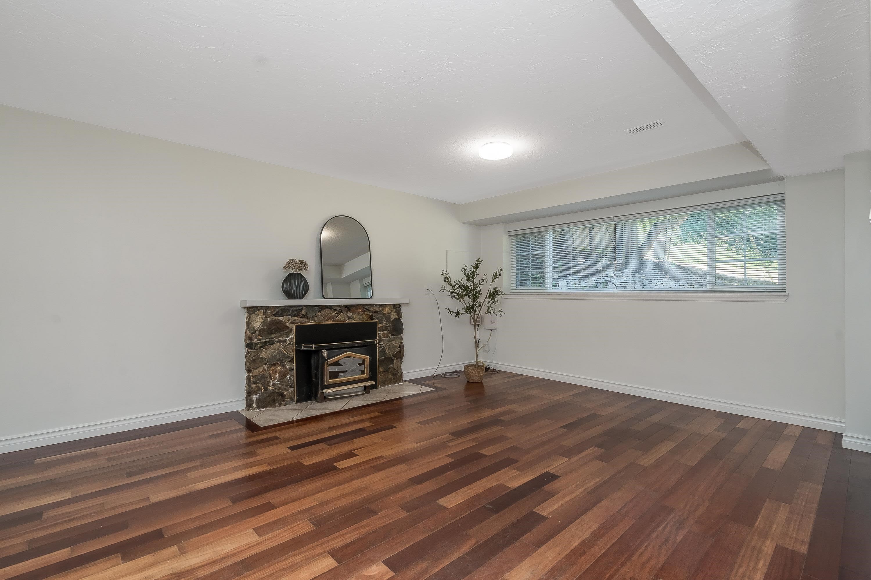 11291 Regal Drive, Surrey, V3V 2S5 — photo 4