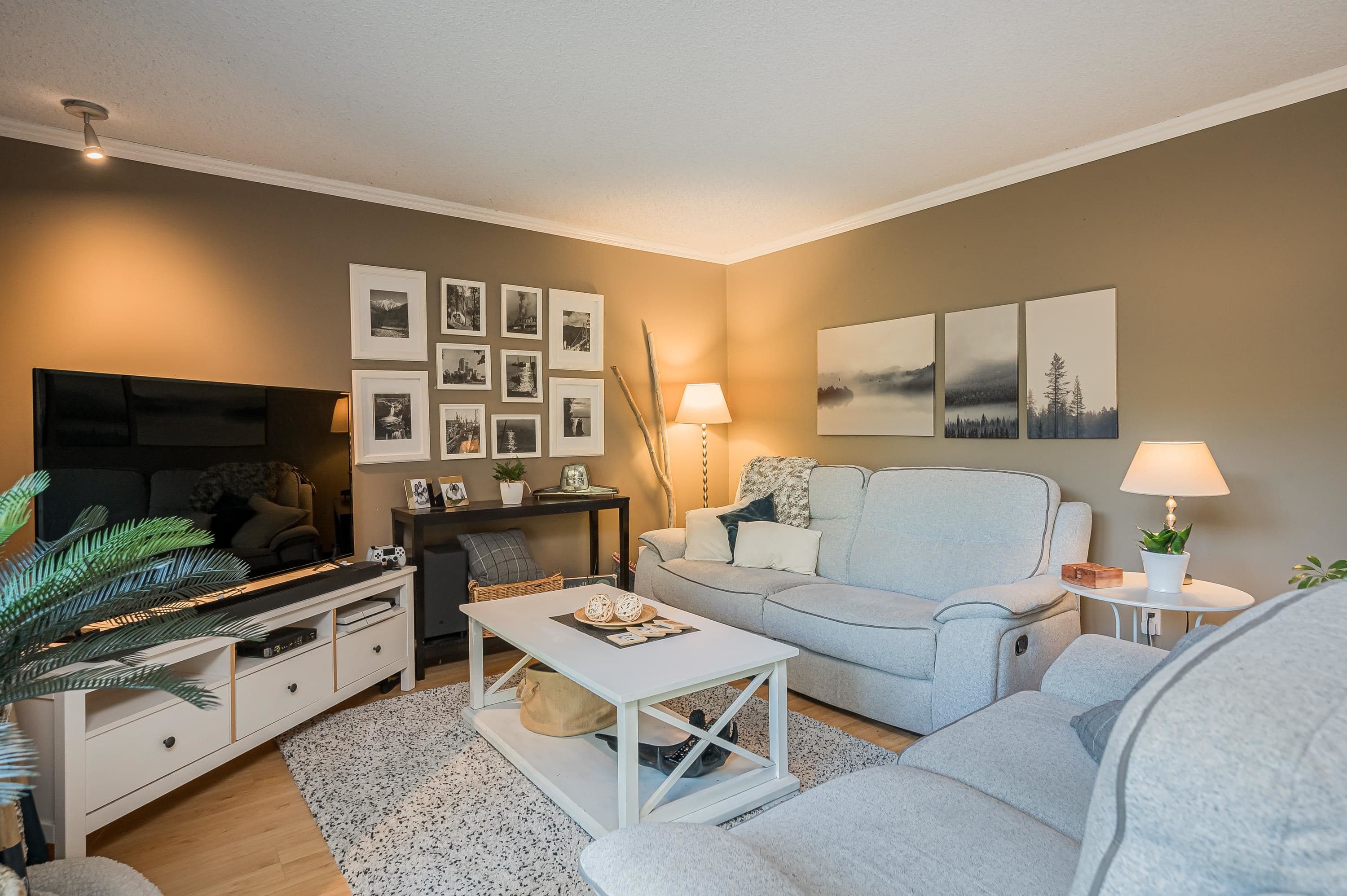 14603 101a Avenue, Surrey, V3R 7E2 — photo 3
