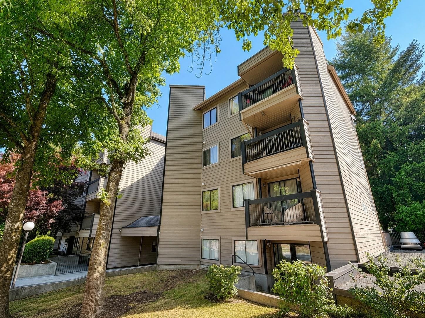 306 - 10560 154 Street, Surrey