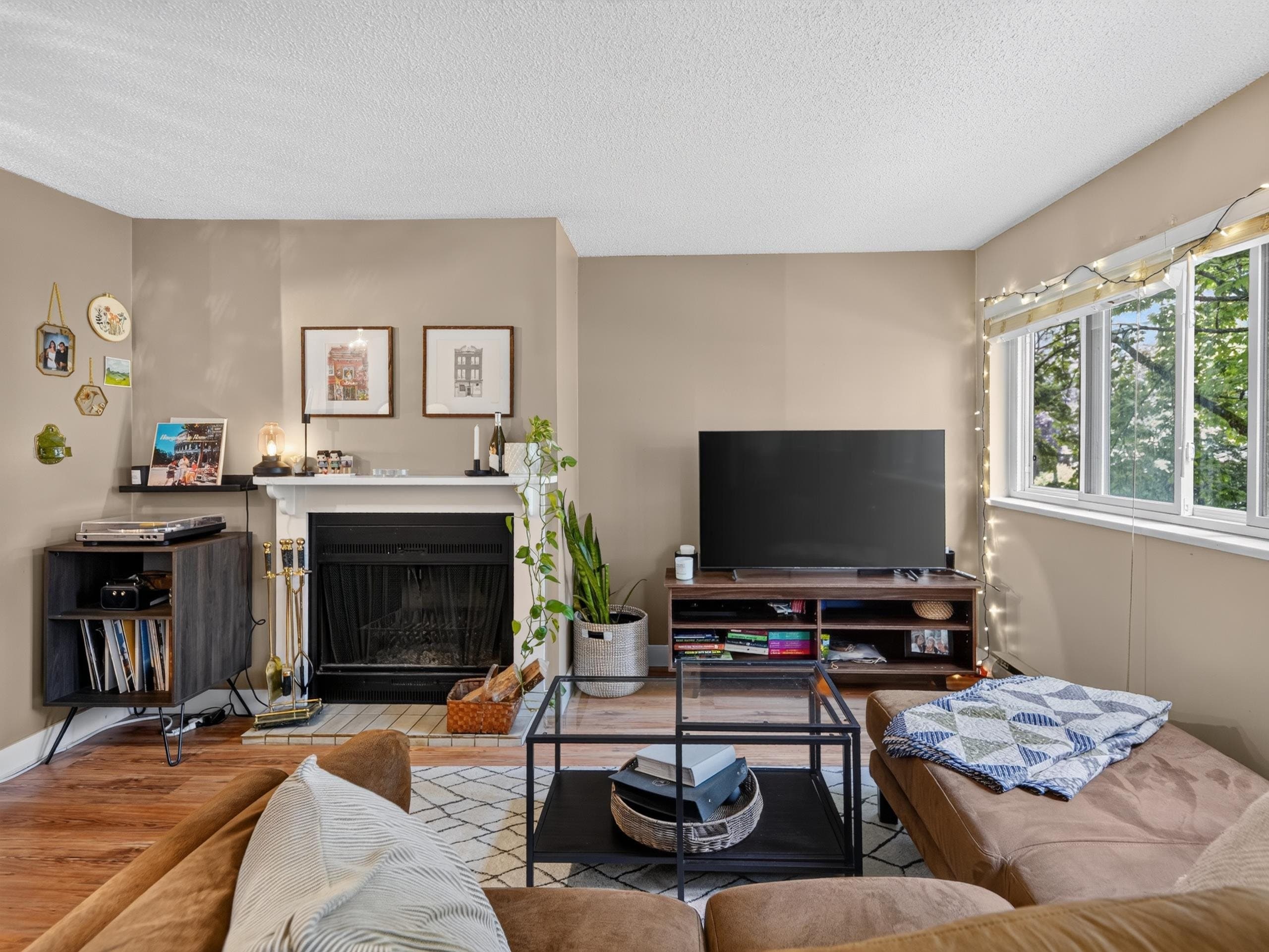 202 - 936 Bute Street, Vancouver, V6E 1Y8 — photo 2