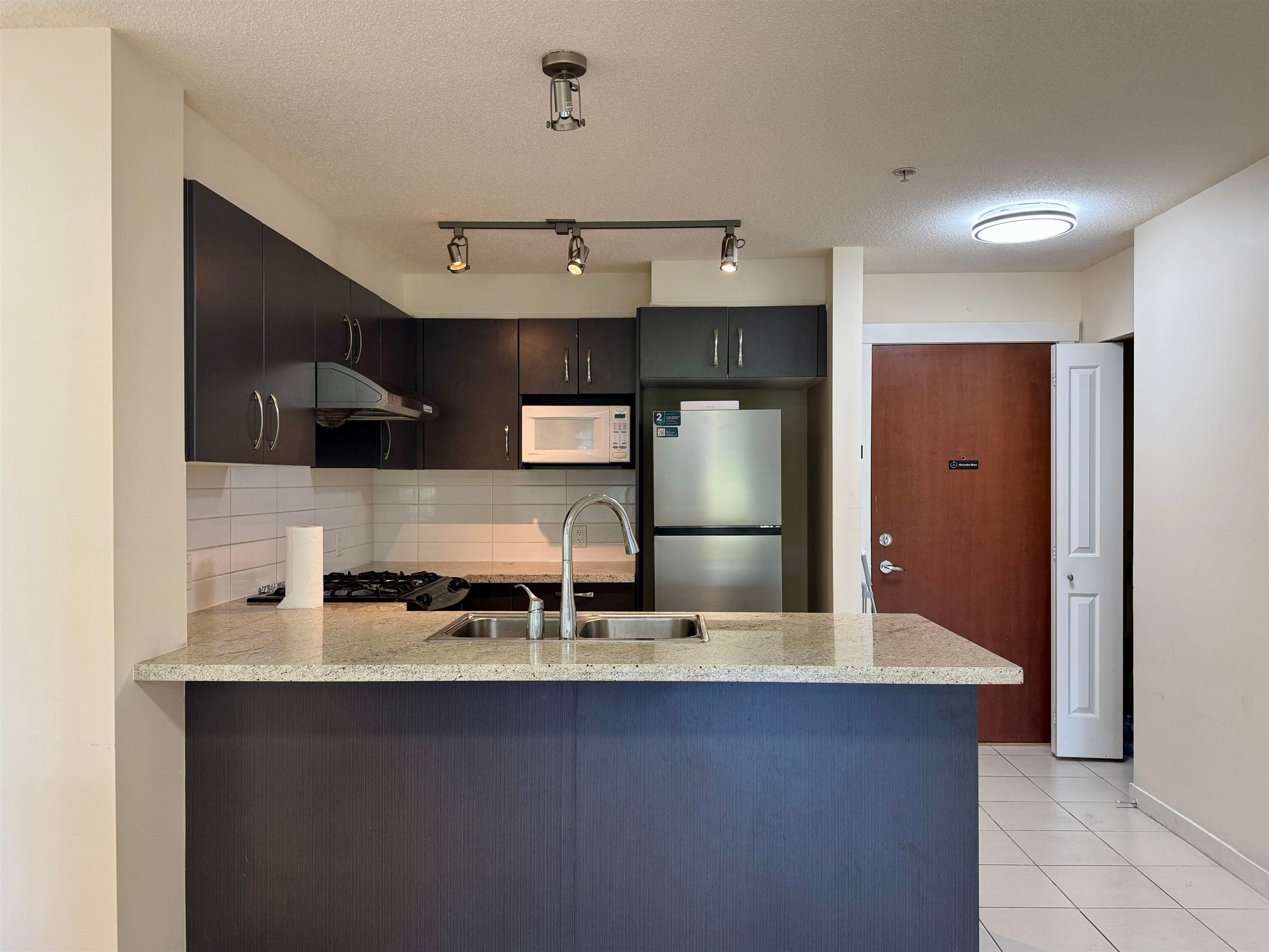 330 - 9288 Odlin Road, Richmond, V6X 0C3 — photo 2