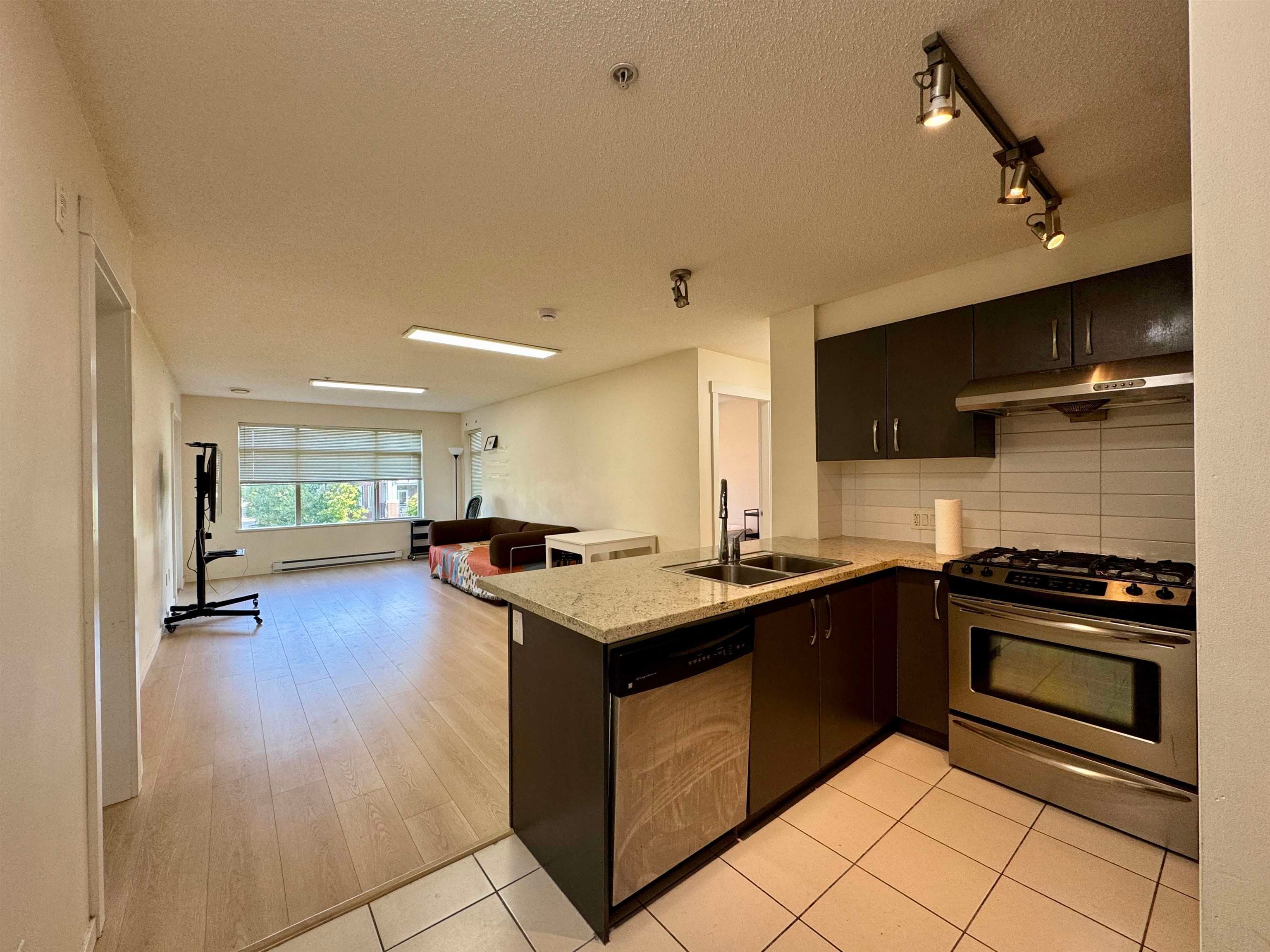 330 - 9288 Odlin Road, Richmond, V6X 0C3 — photo 3