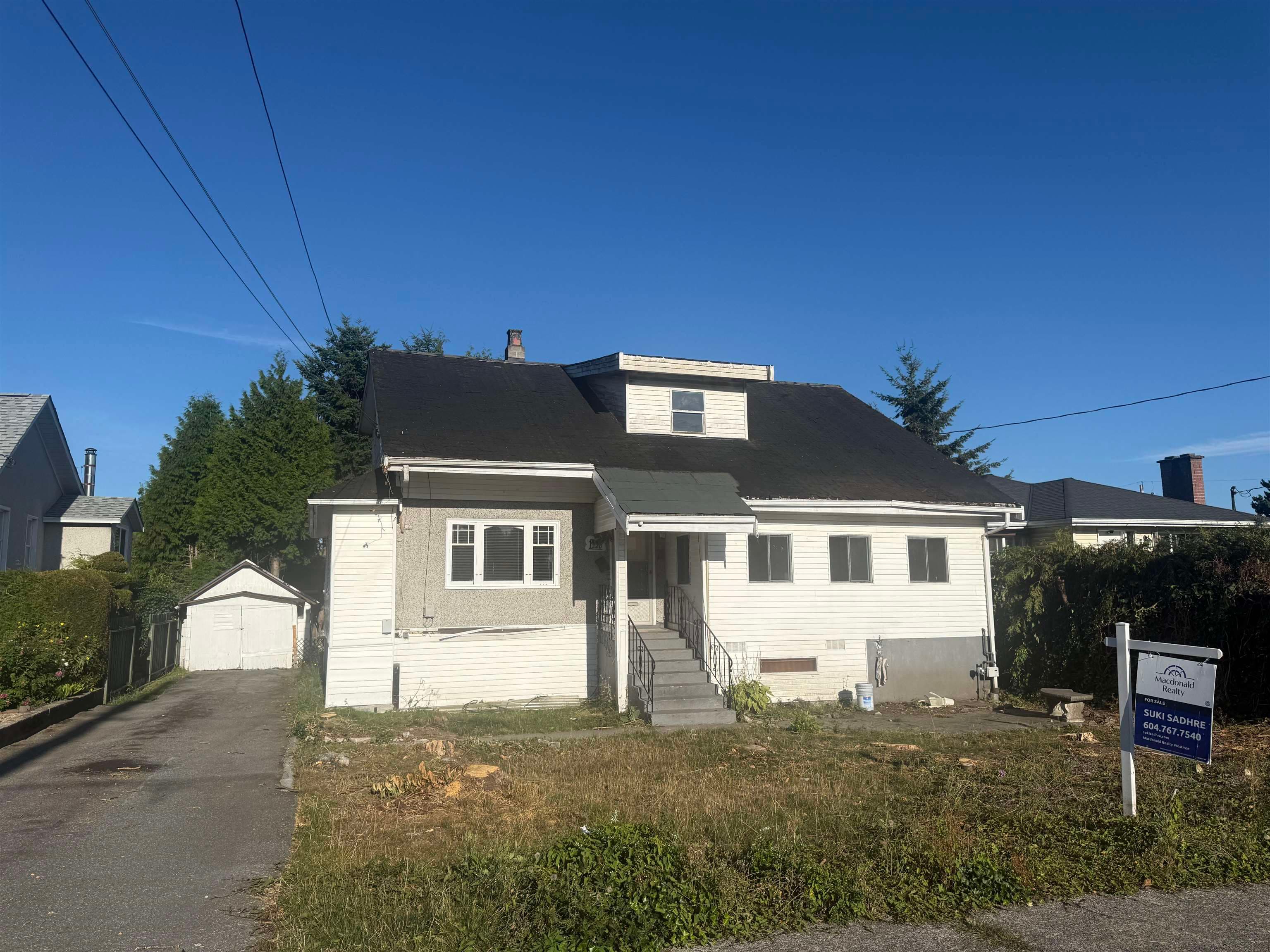 220 Devoy Street, New Westminster