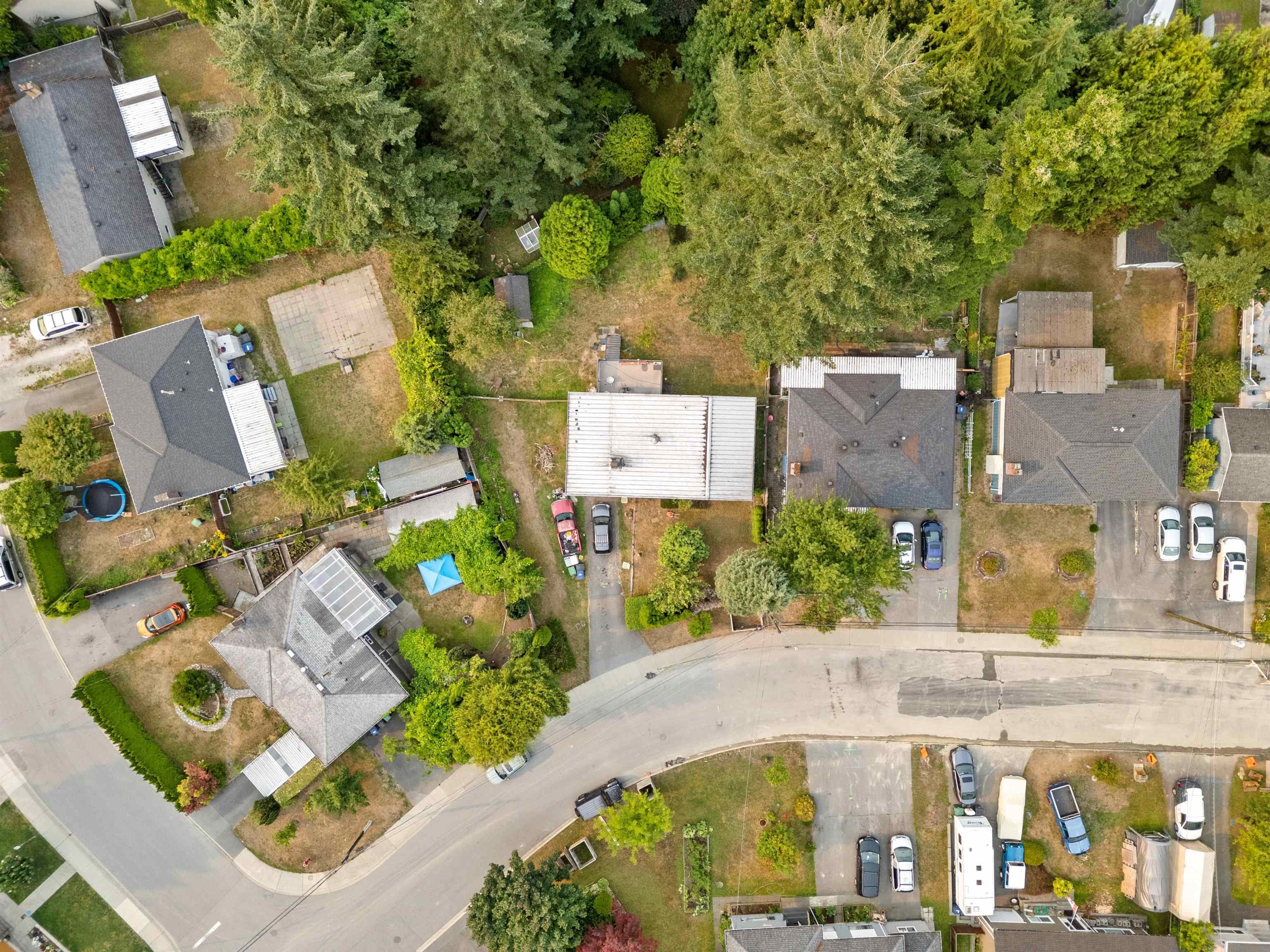 14935 Canary Drive, Surrey, V3R 4V2 — photo 5
