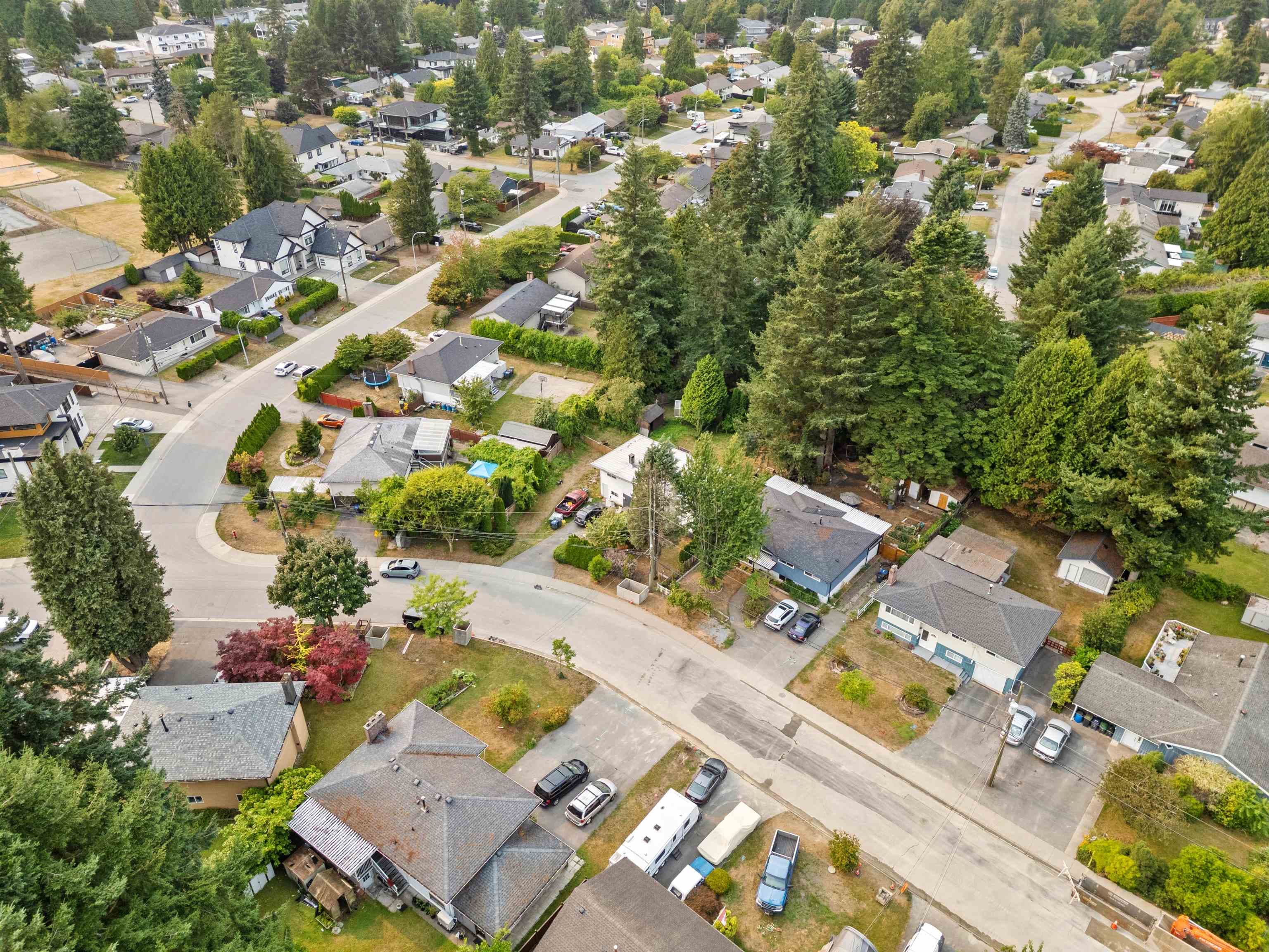 14935 Canary Drive, Surrey, V3R 4V2 — photo 4