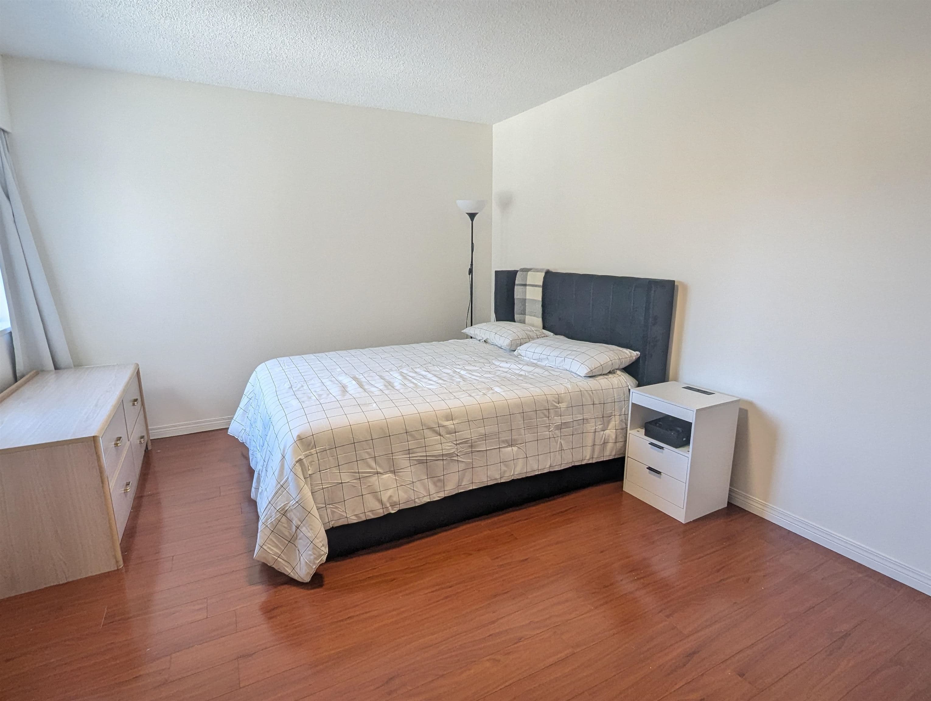 308 - 7428 19th Avenue, Burnaby, V3N 1E1 — photo 4