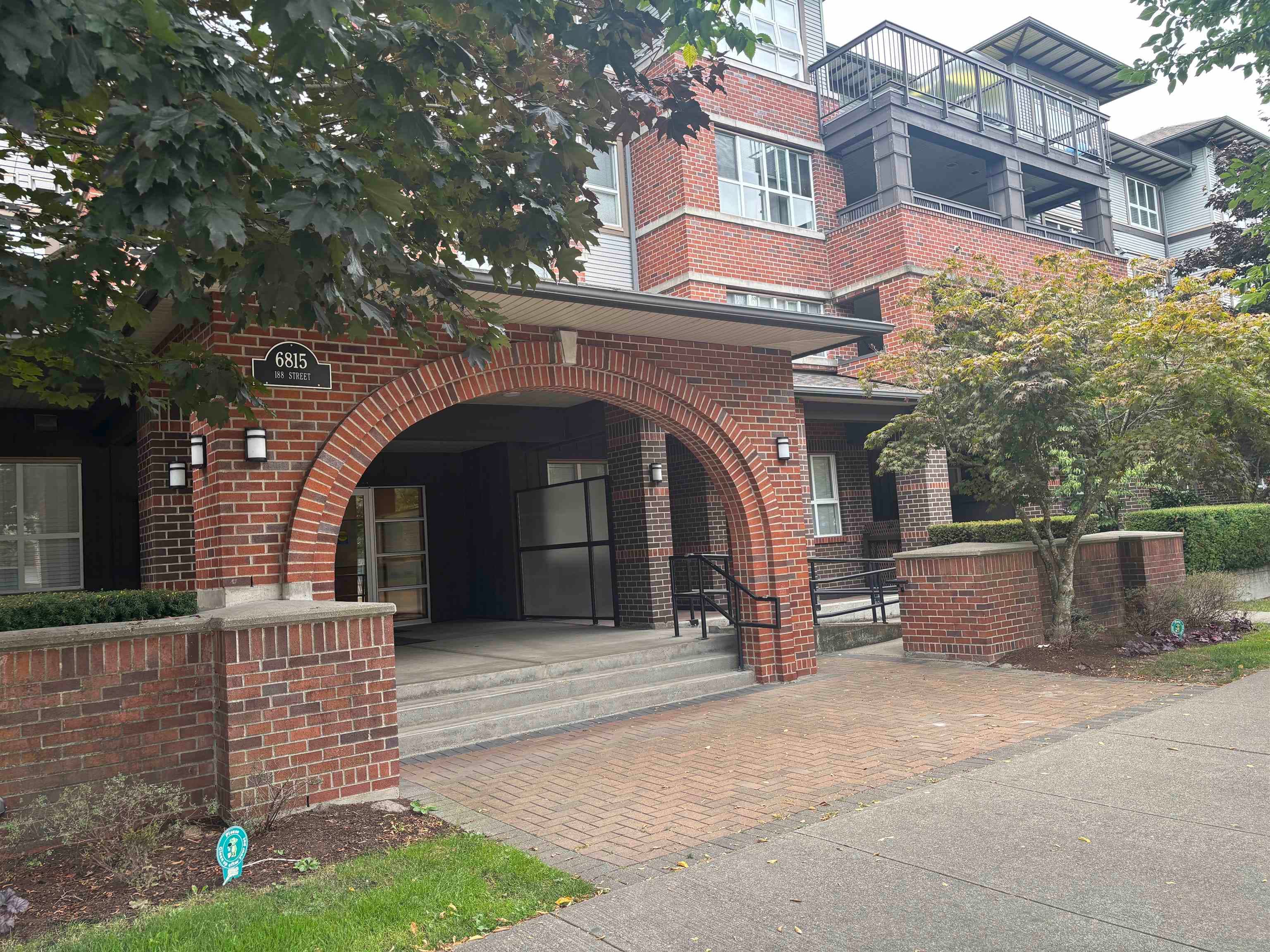 312 - 6815 188 Street, Surrey, V4N 0Z8 — photo 2
