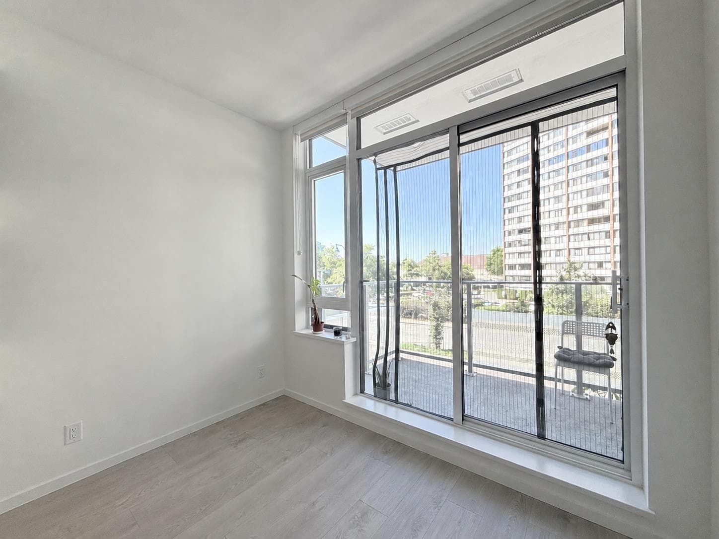 208 - 6600 Minoru Blvd, Richmond, V6Y 0N3 — photo 3
