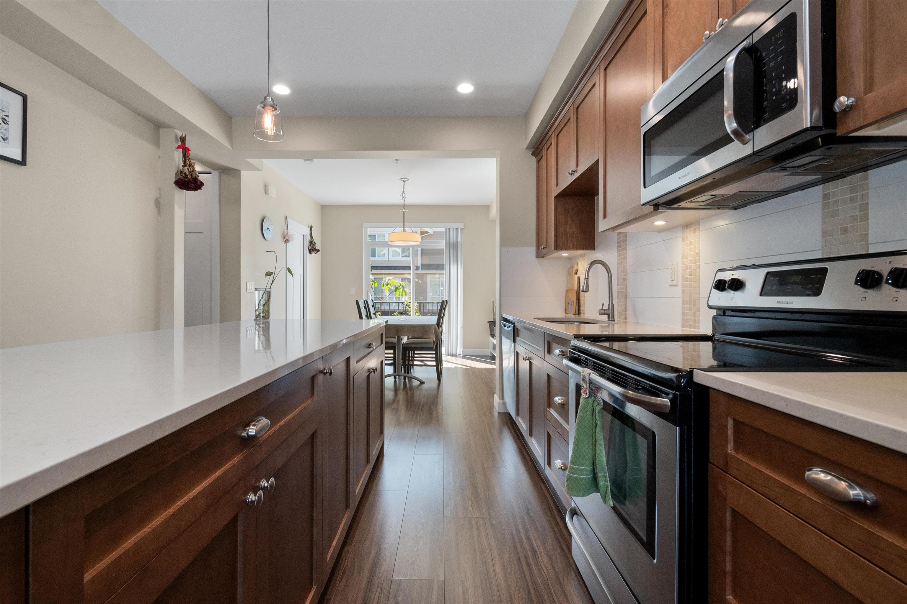 56 - 7059 210 Street, Langley, V2Y 0T2 — photo 1
