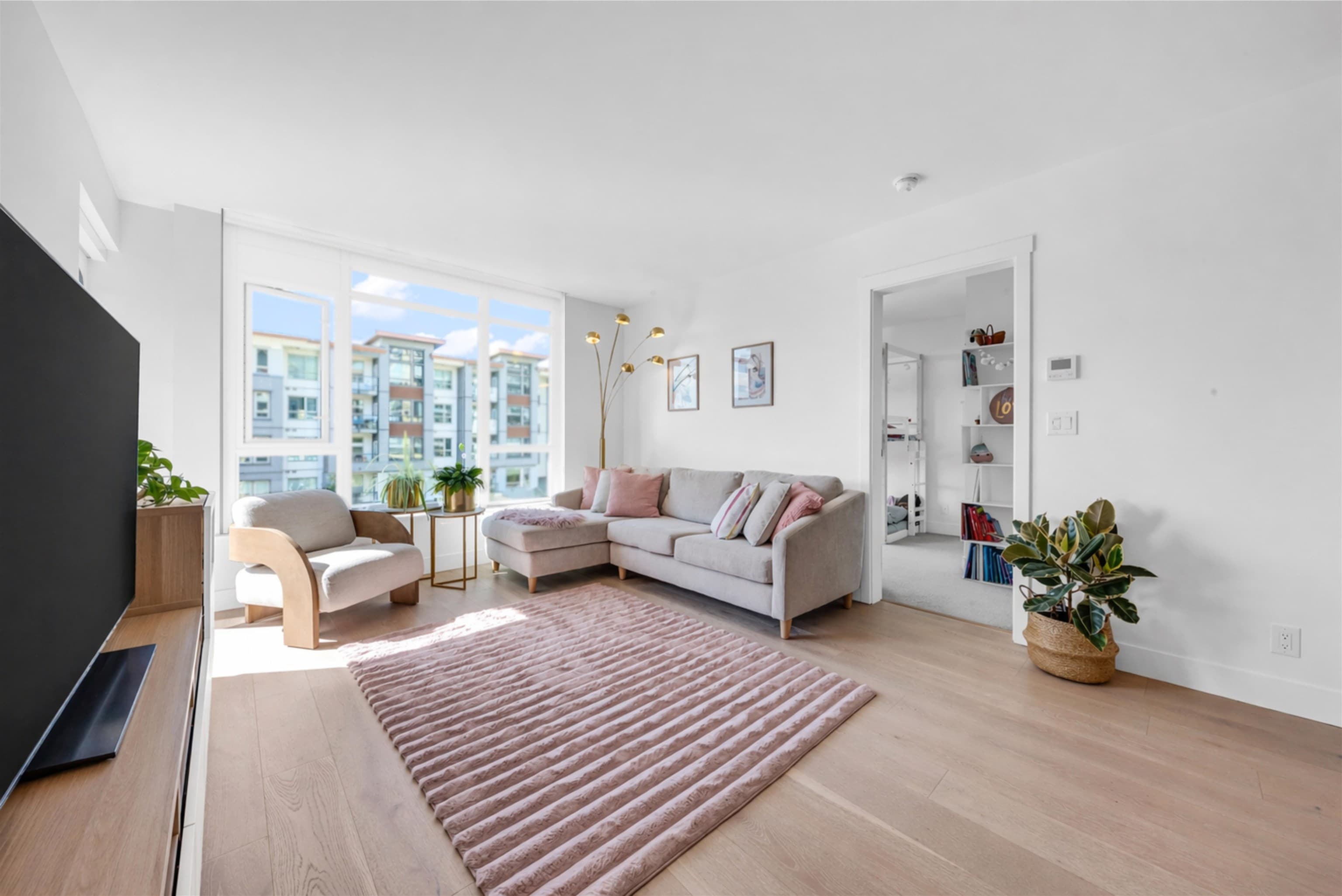 2707 Library Lane, North Vancouver, V7J 0C6 — photo 3