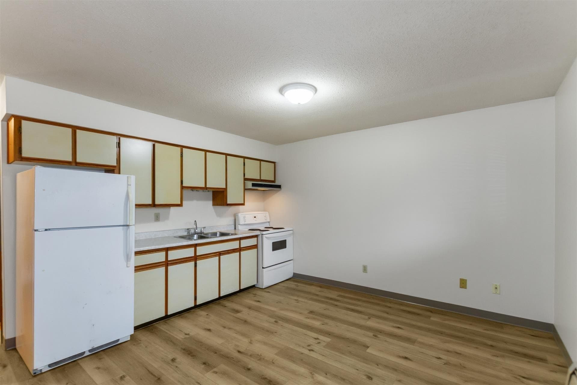 4958 Sidley Street, Burnaby, V5J 1T5 — photo 2