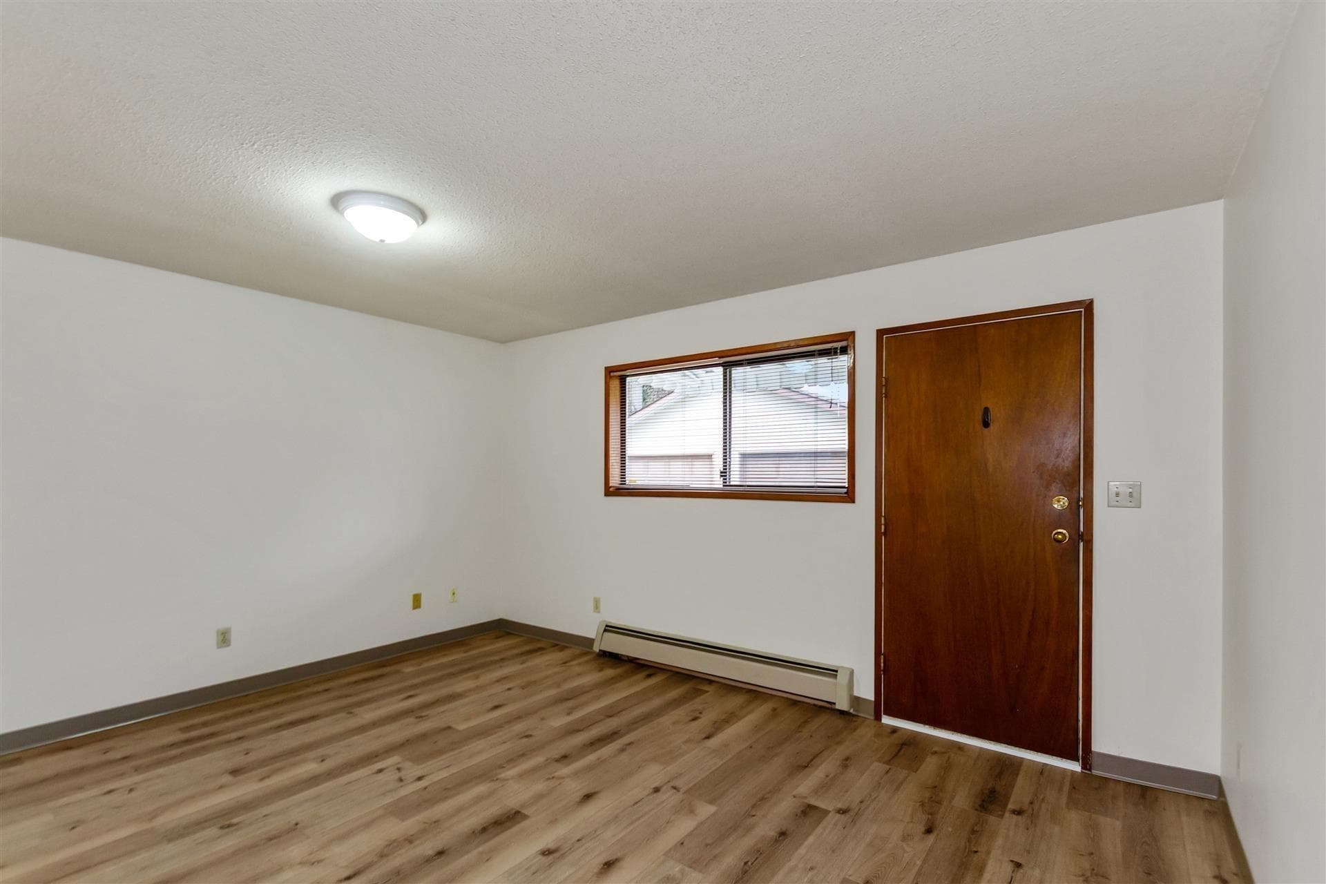 4958 Sidley Street, Burnaby, V5J 1T5 — photo 3