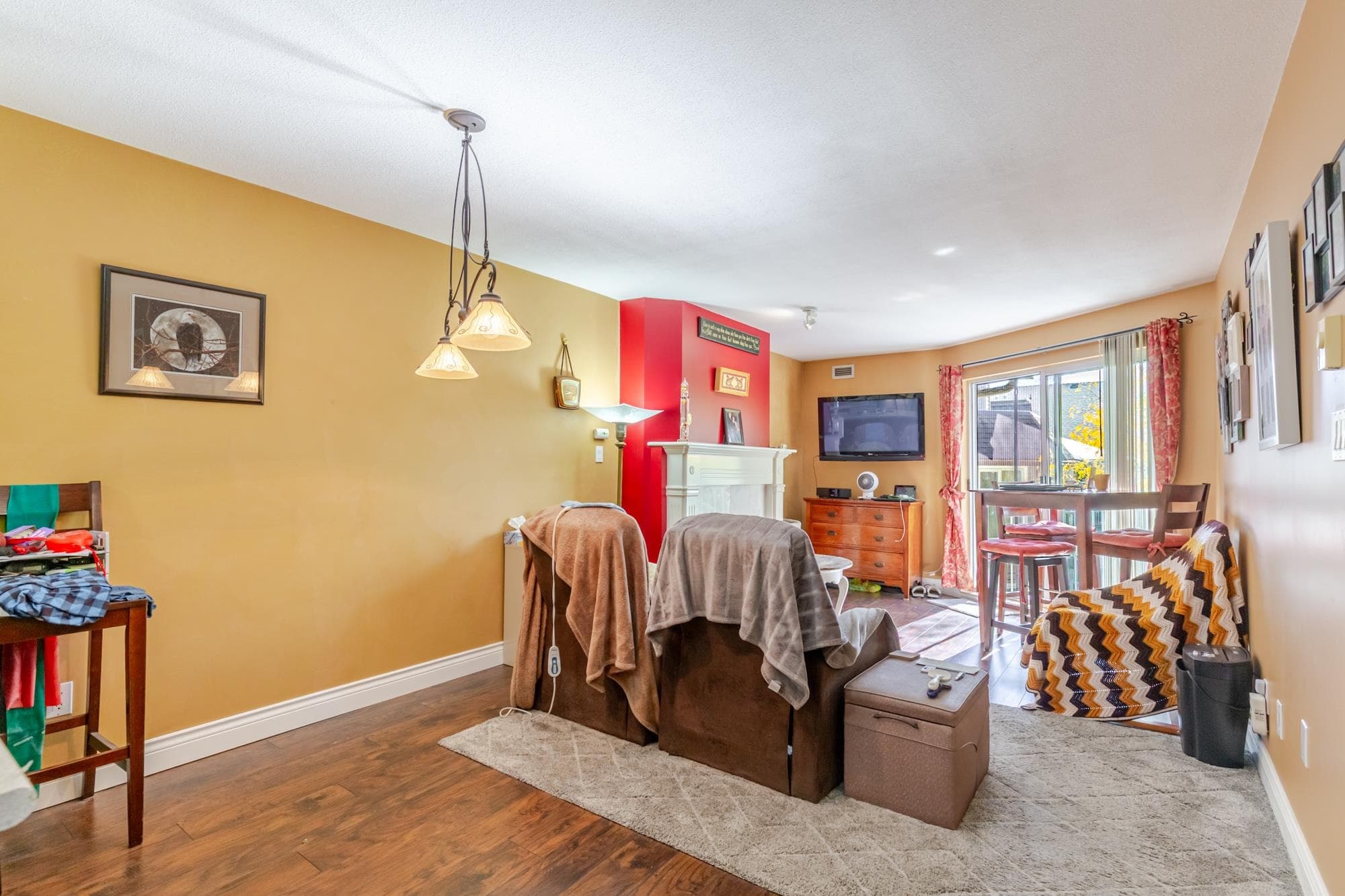 318 - 15110 108 Avenue, Surrey, V3R 0T6 — photo 1
