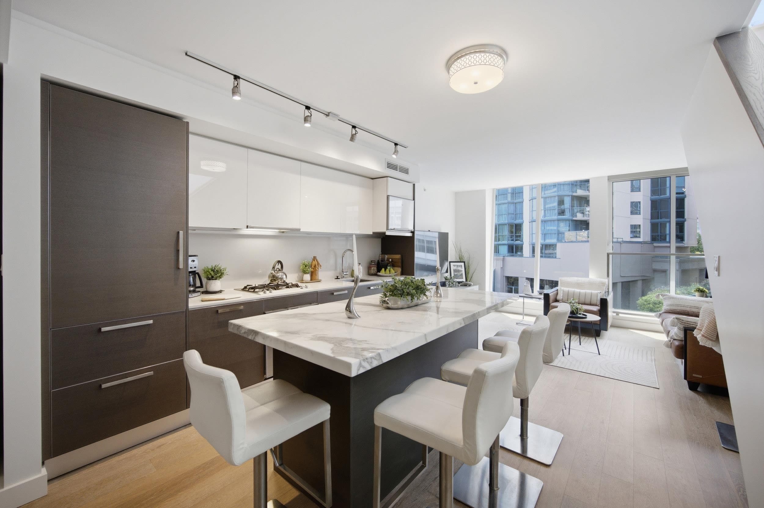 504 - 1477 W Pender Street, Vancouver, V6G 2S3 — photo 2