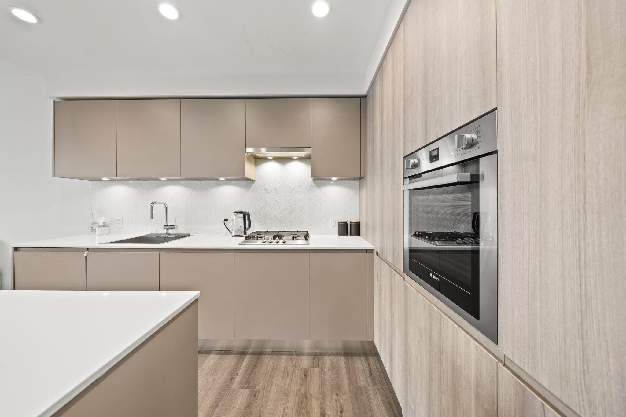2711 - 3809 Evergreen Place, Burnaby, V3J 0M1 — photo 2