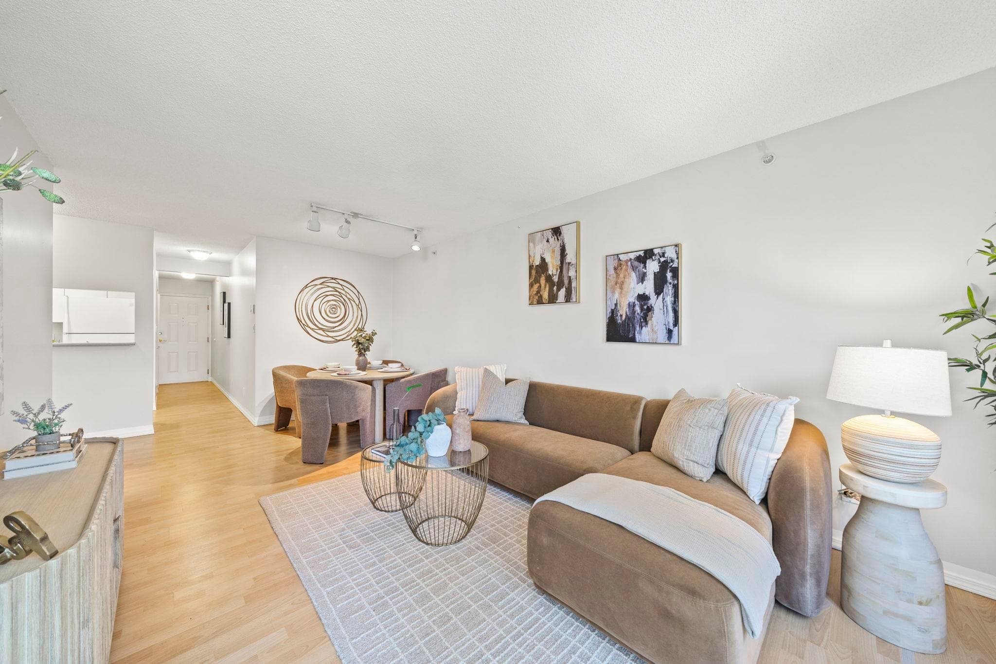 406 - 3489 Ascot Place, Vancouver, V5R 6B6 — photo 5