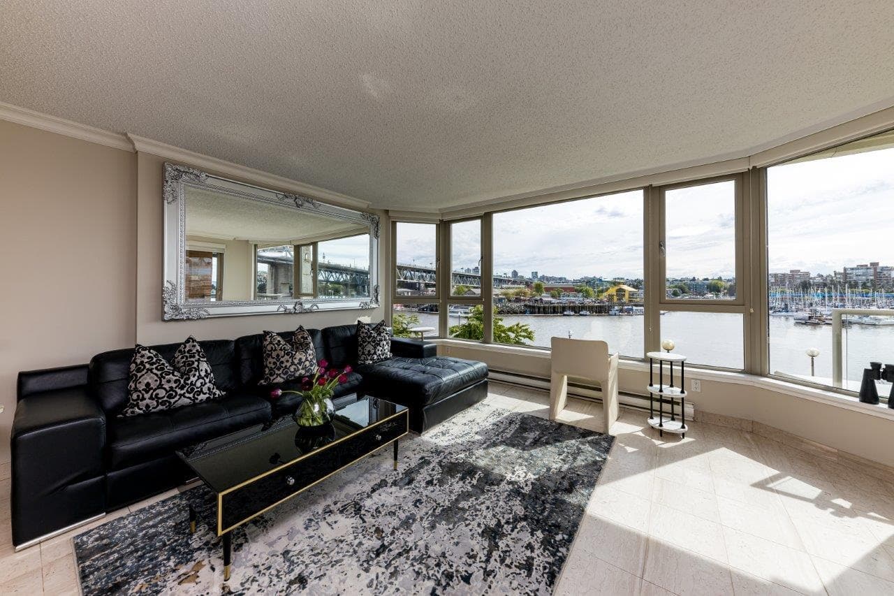 304 - 1675 Hornby Street, Vancouver, V6Z 2M3 — photo 3