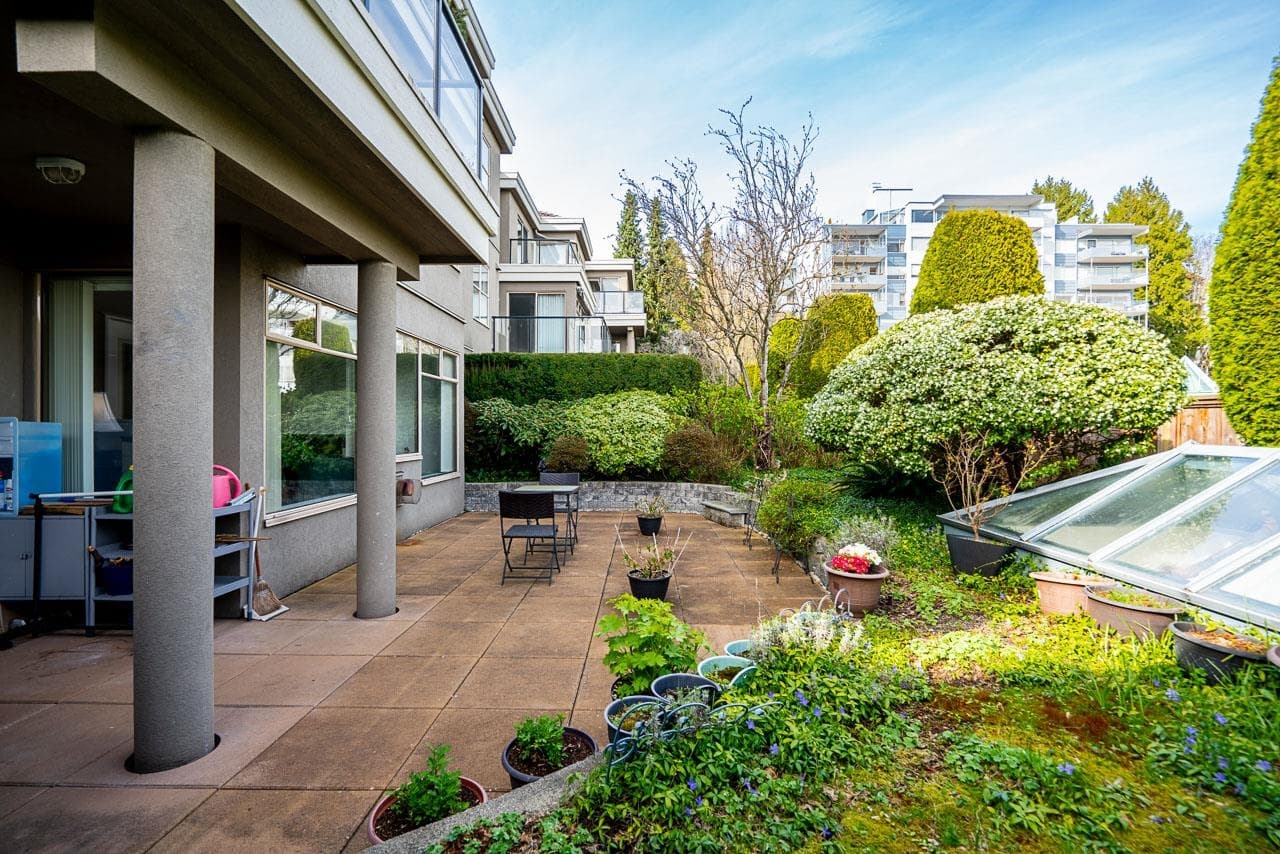 204 - 1765 Marine Drive, West Vancouver, V7V 1J5 — photo 3