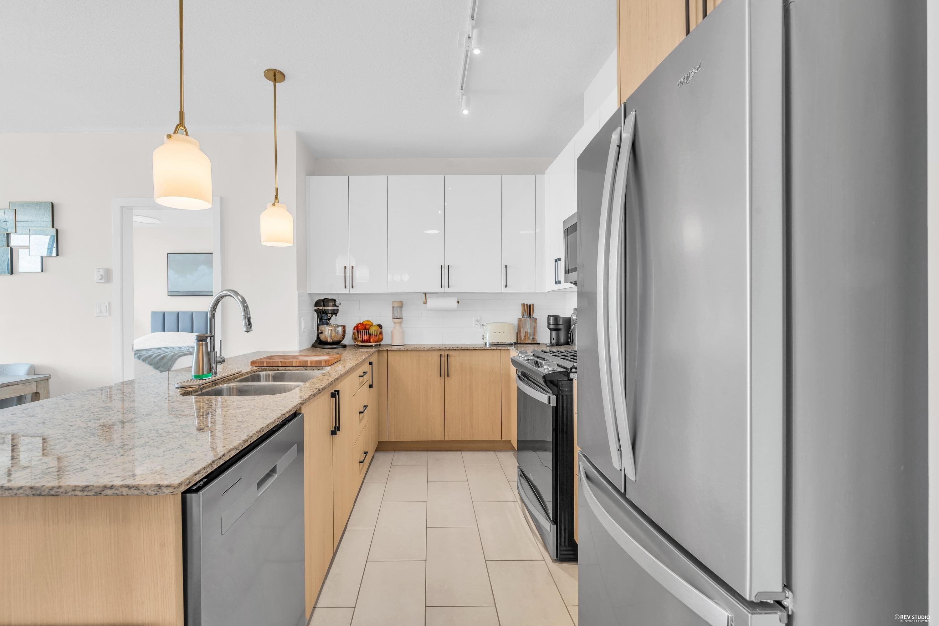1805 - 280 Ross Drive, New Westminster, V3L 0C2 — photo 3