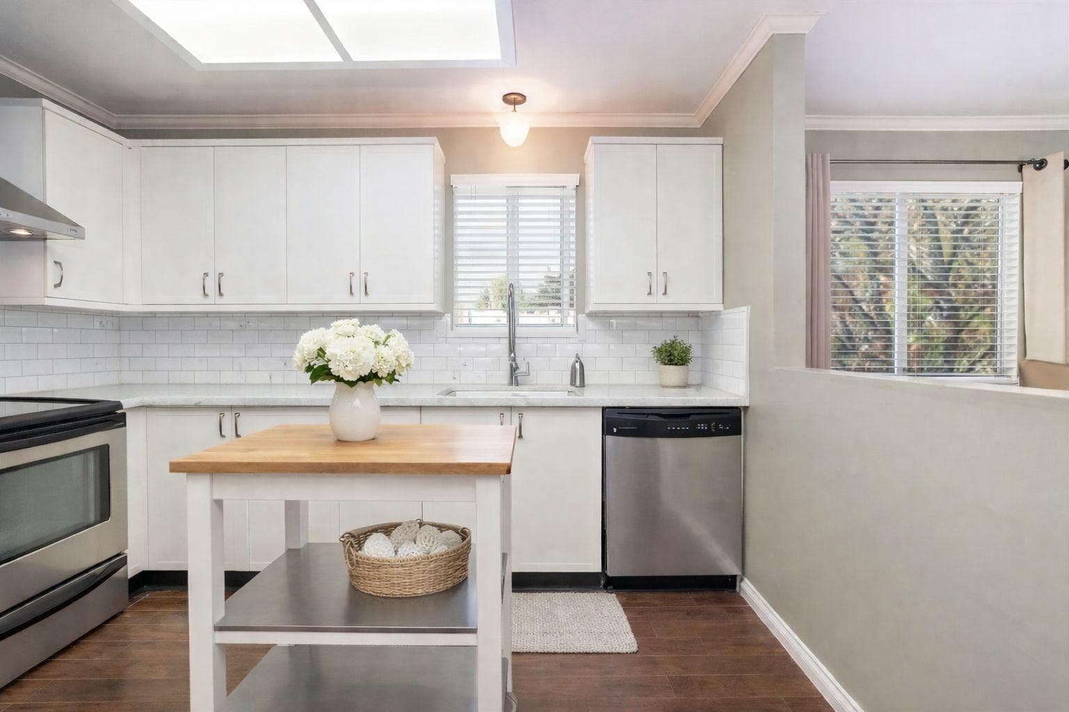 205 - 7840 Moffatt Road, Richmond, V6Y 1X8 — photo 1