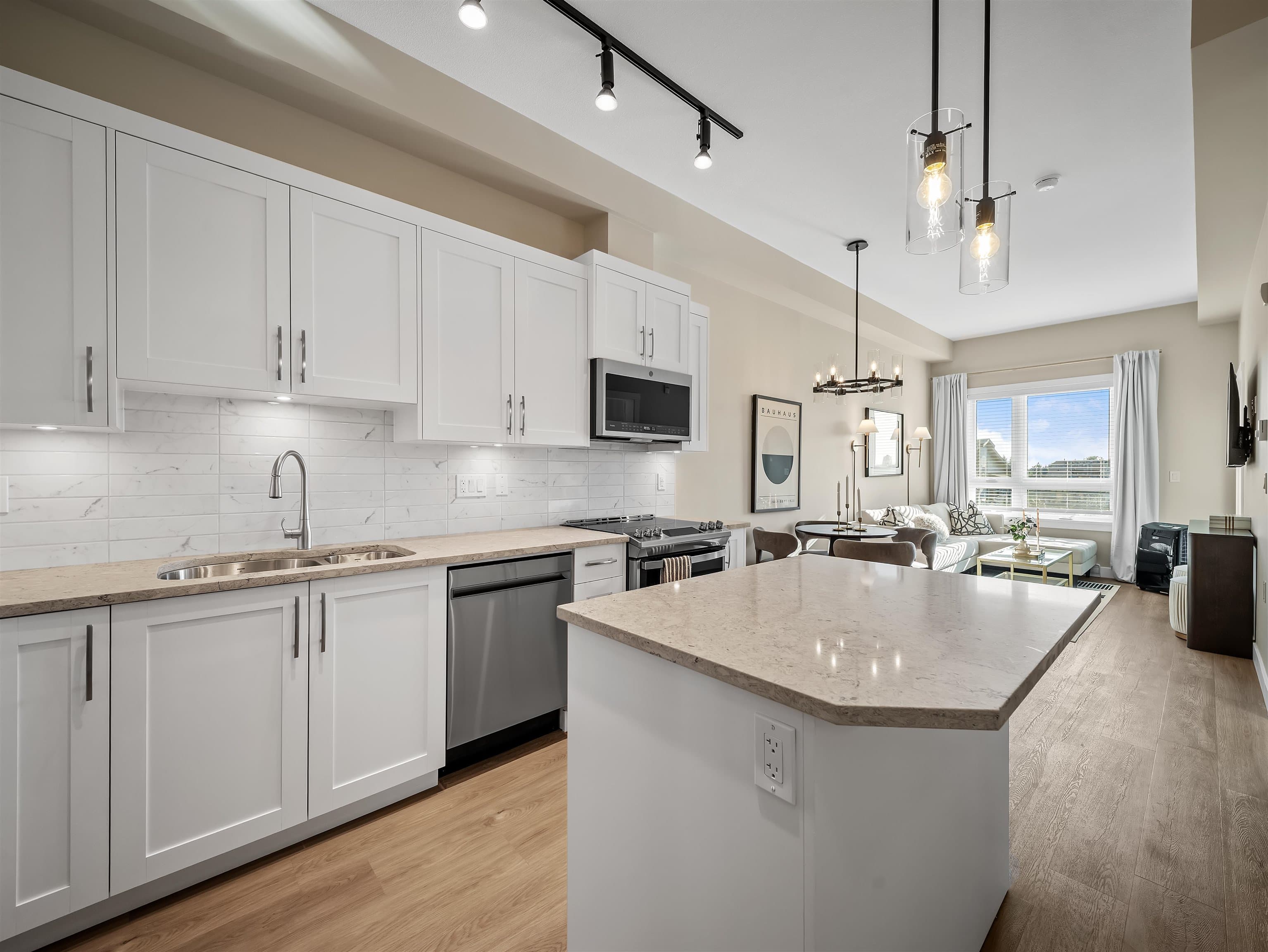 A432 - 8233 208b Street Street, Langley