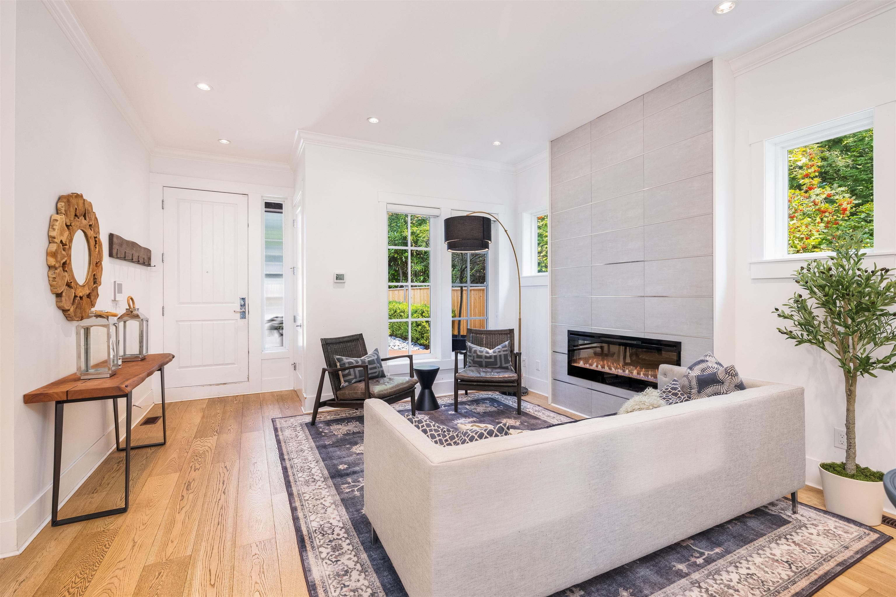 1585 Draycott Road, North Vancouver, V7J 1W3 — photo 4