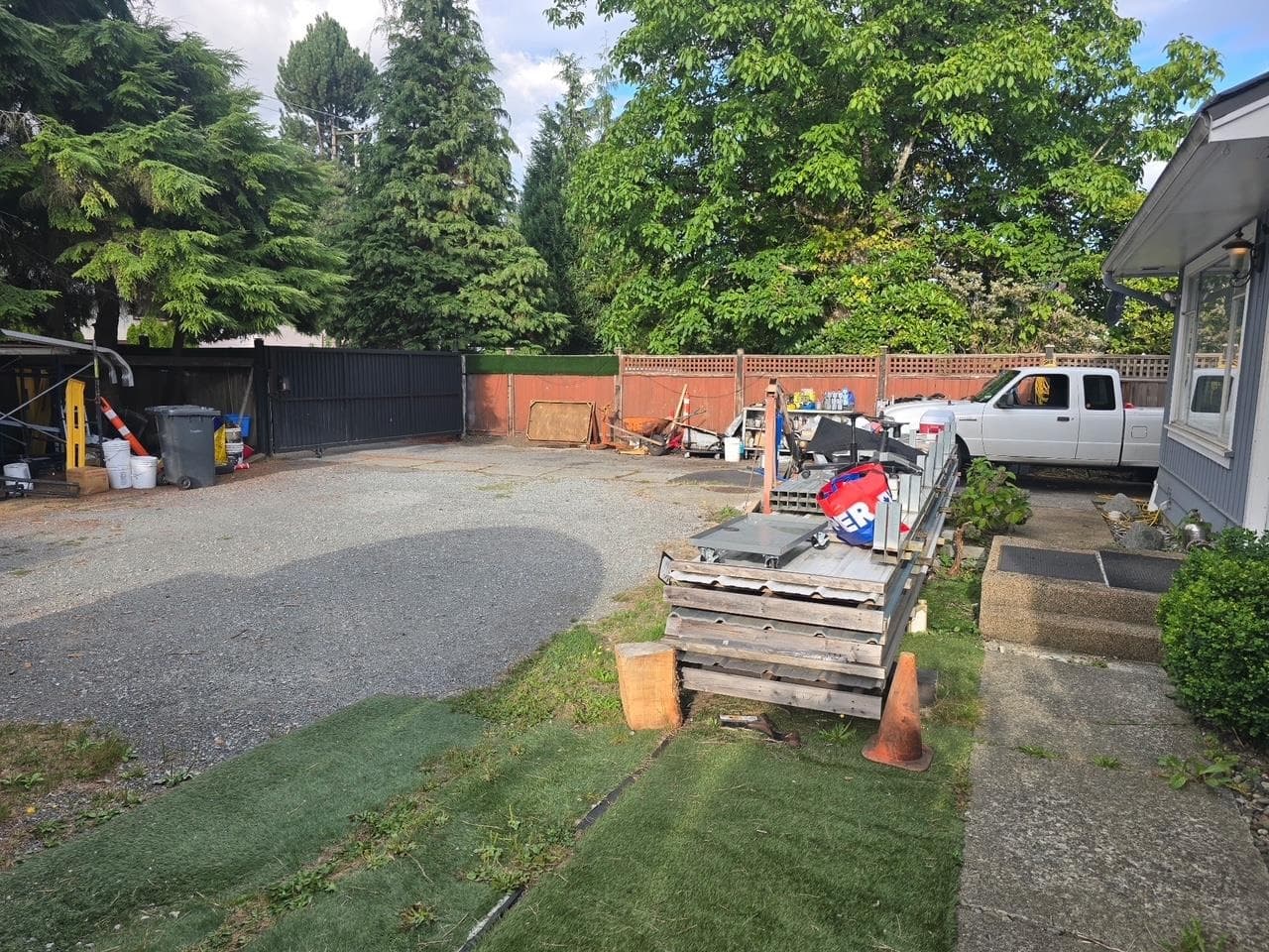 2246 Austin Avenue, Coquitlam, V3K 3S1 — photo 5