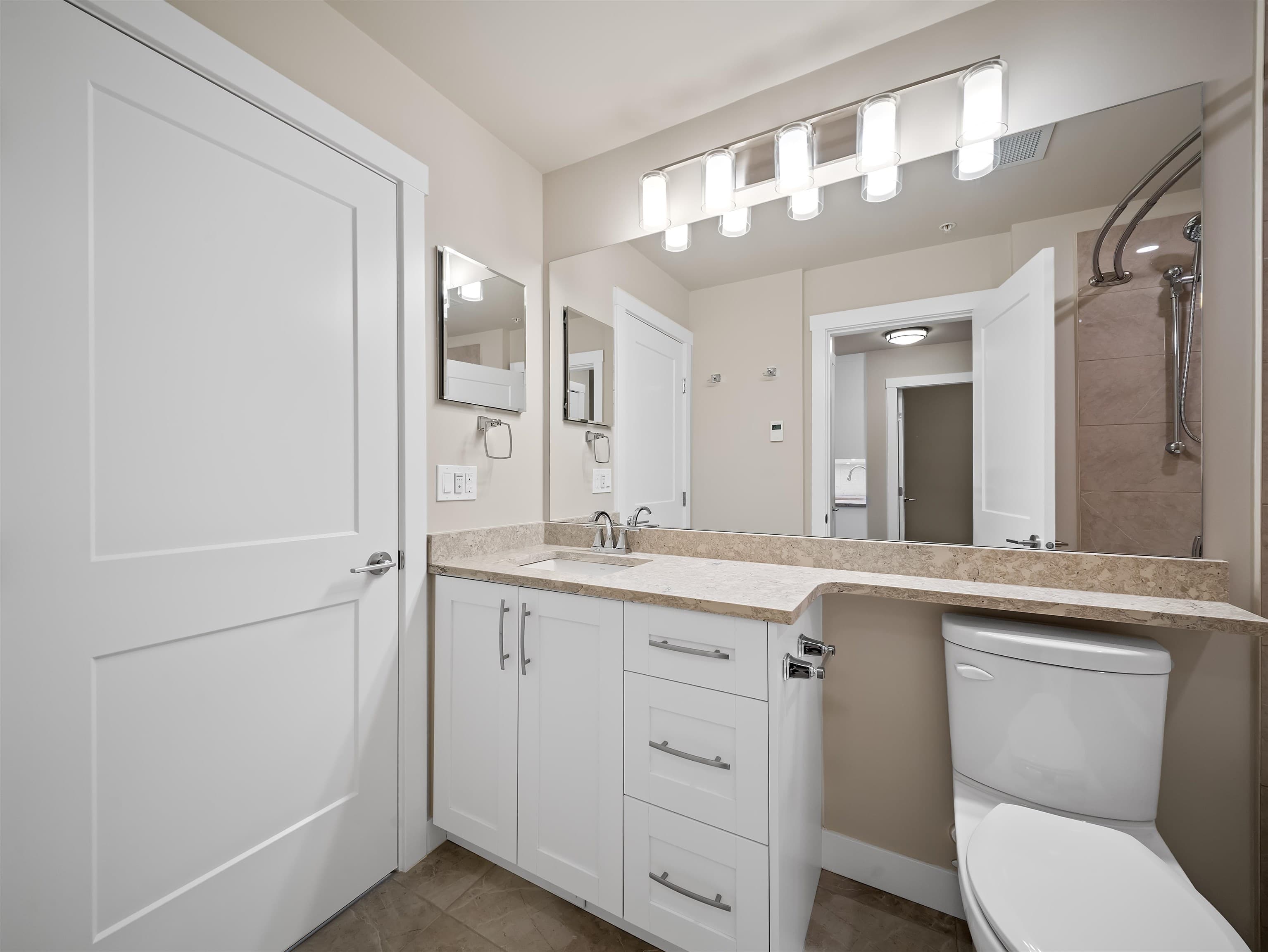 A524 - 8233 208b Street Street, Langley, V2Y 4M7 — photo 3