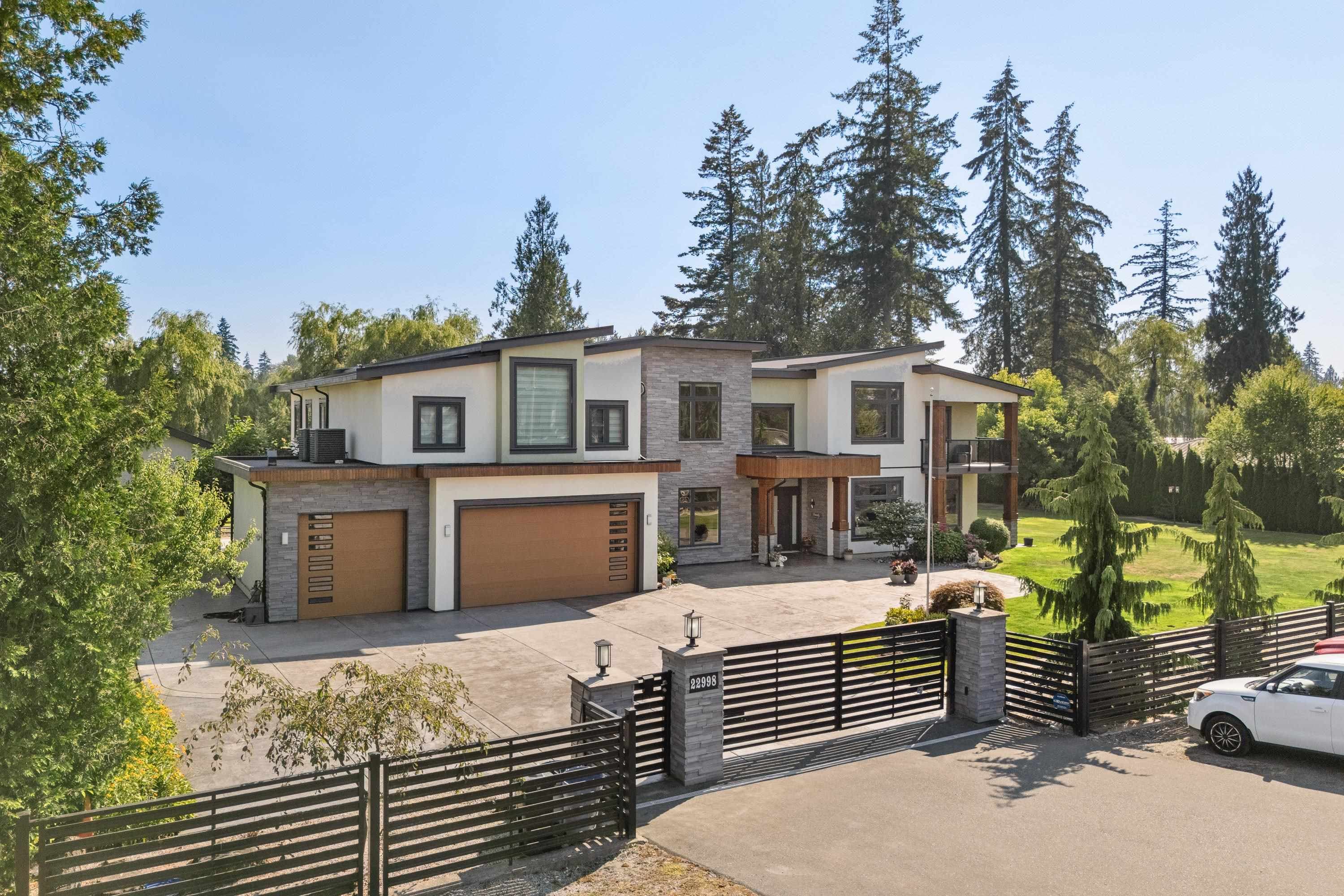 22998 74 Avenue, Langley, V2Y 2S2 — photo 1