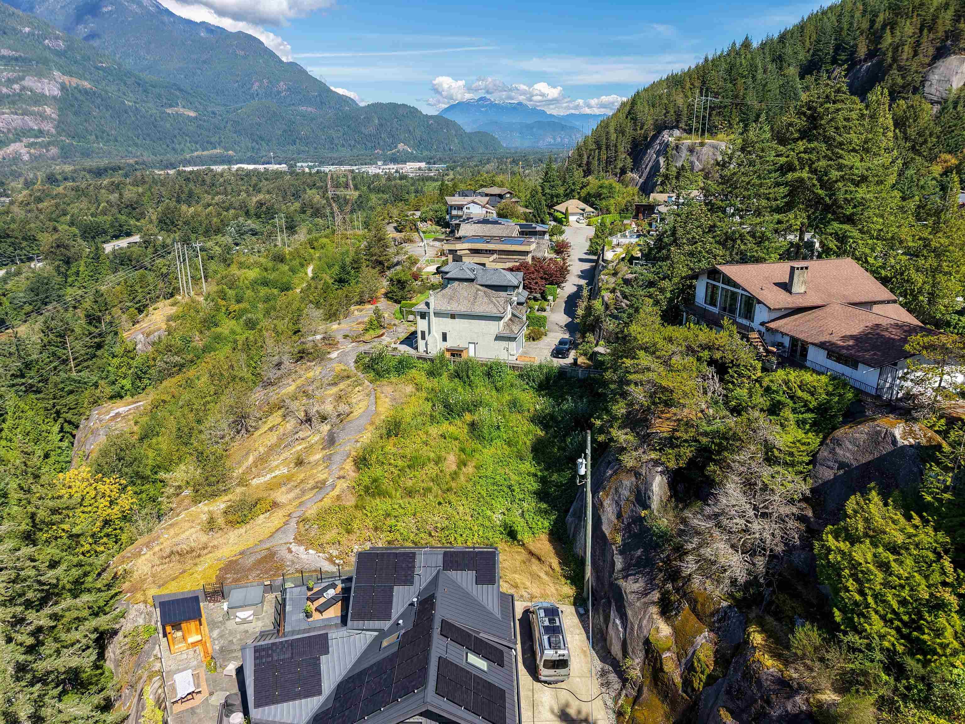 5 - 38297 View Place, Squamish, V8B 0C8 — photo 1