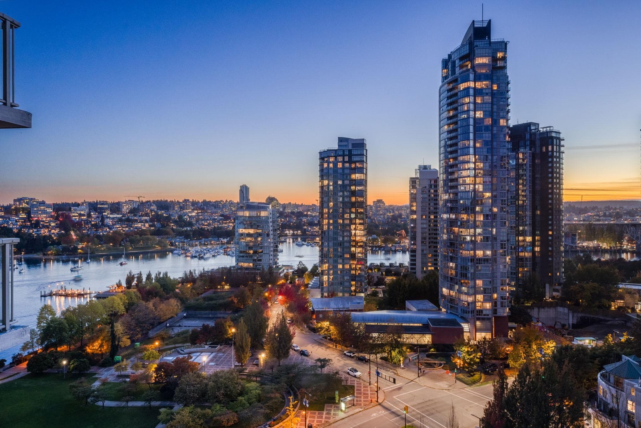 2101 - 388 Drake Street, Vancouver, V6B 6A8 — photo 1