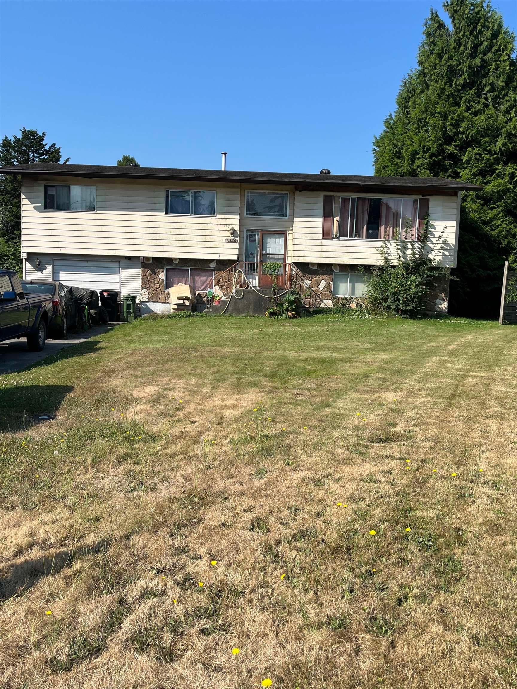 9615 Aberdeen Crescent, Rosedale
