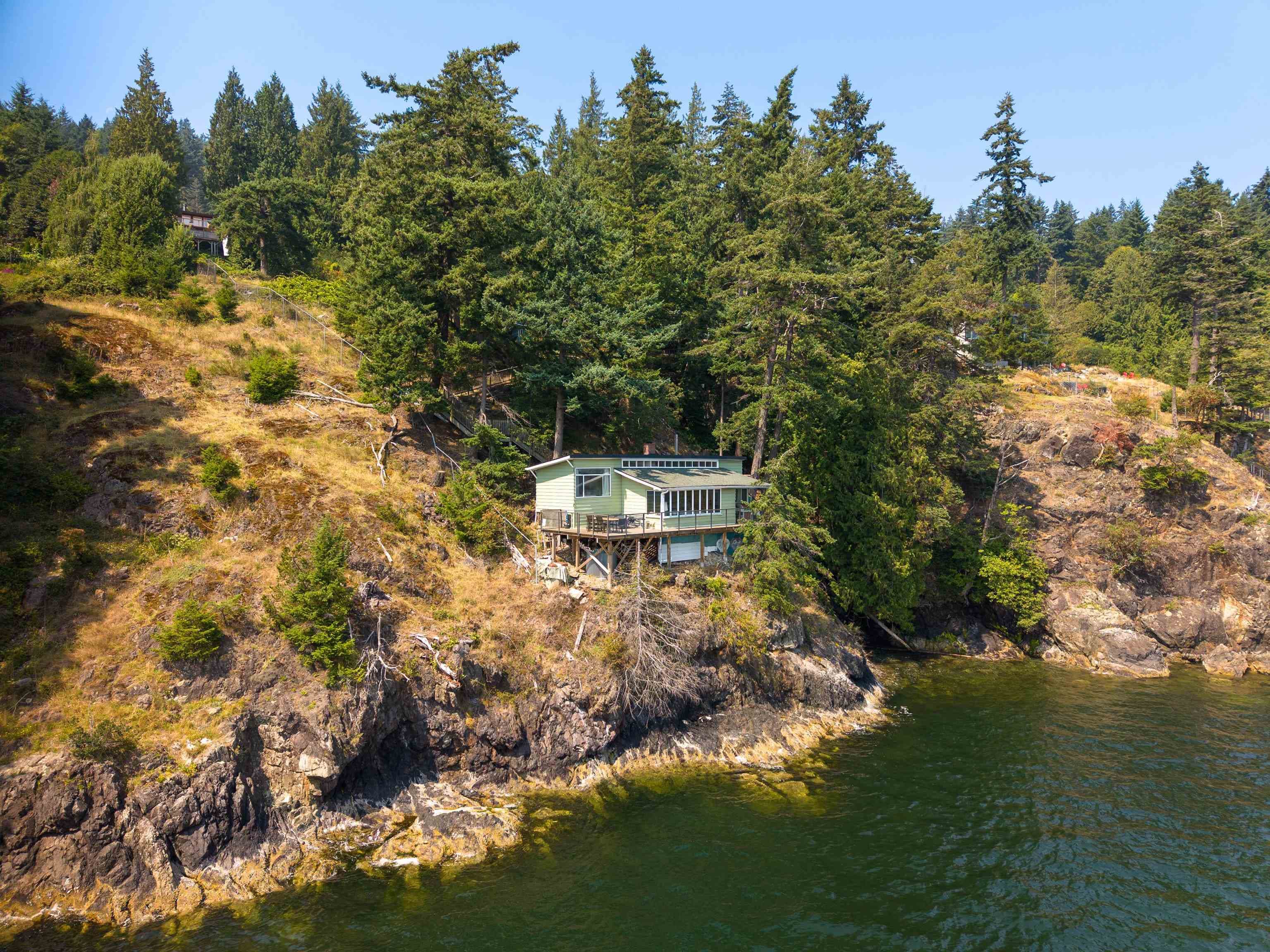 867 Hummingbird Lane, Bowen Island, V0N 1G1 — photo 3