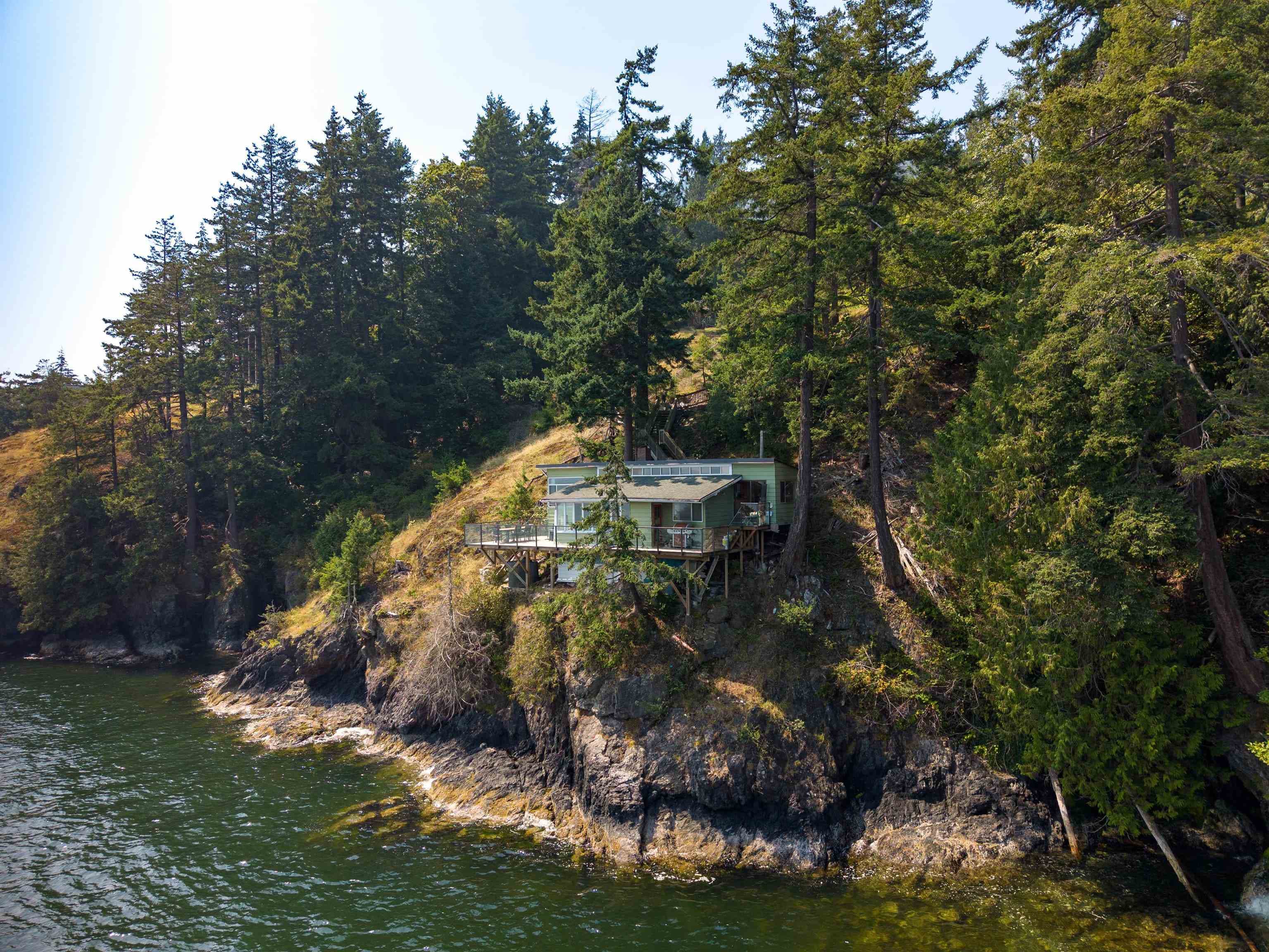 867 Hummingbird Lane, Bowen Island, V0N 1G1 — photo 4