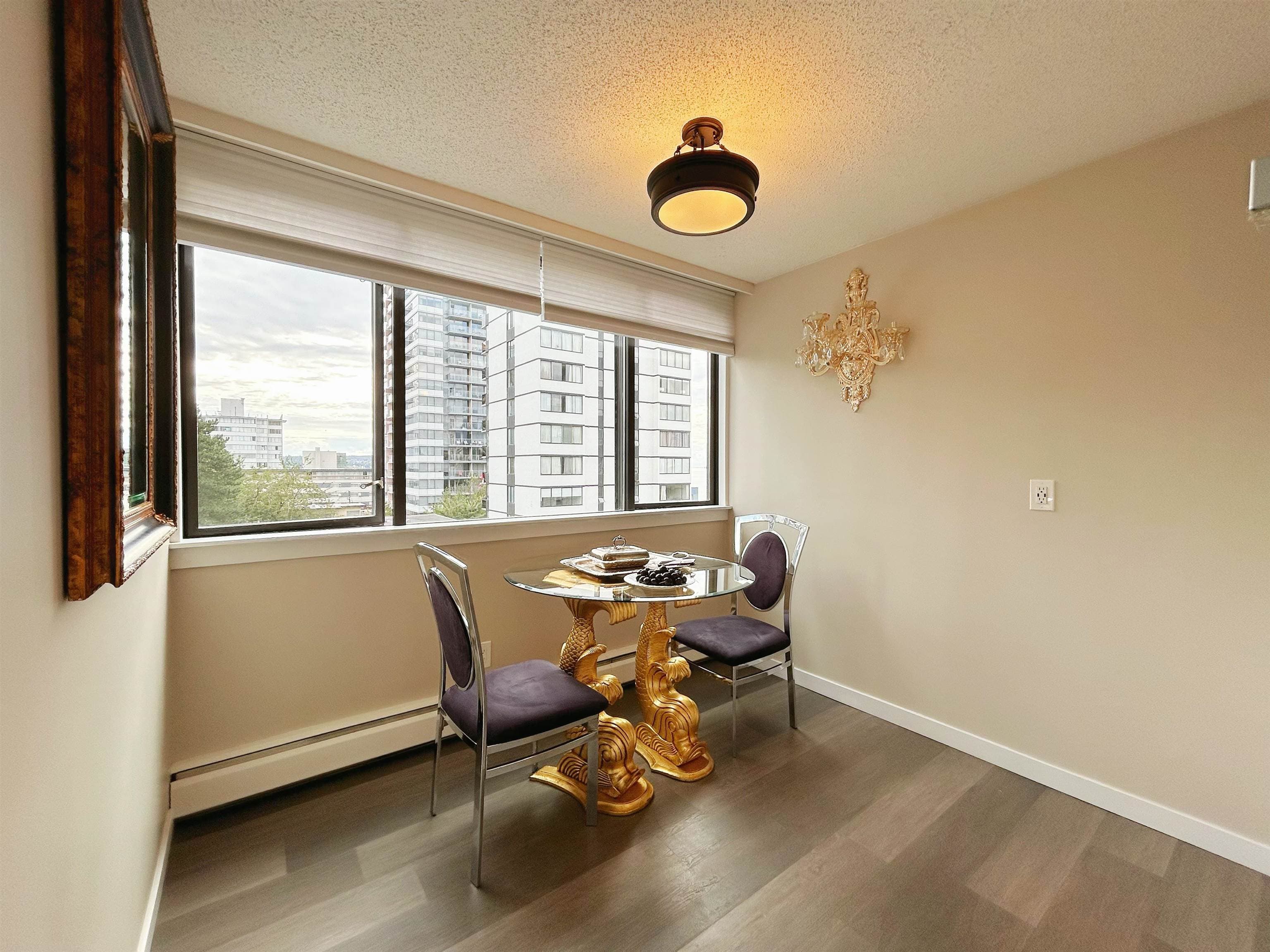 606 - 1740 Comox Street, Vancouver, V6G 2Z1 — photo 2