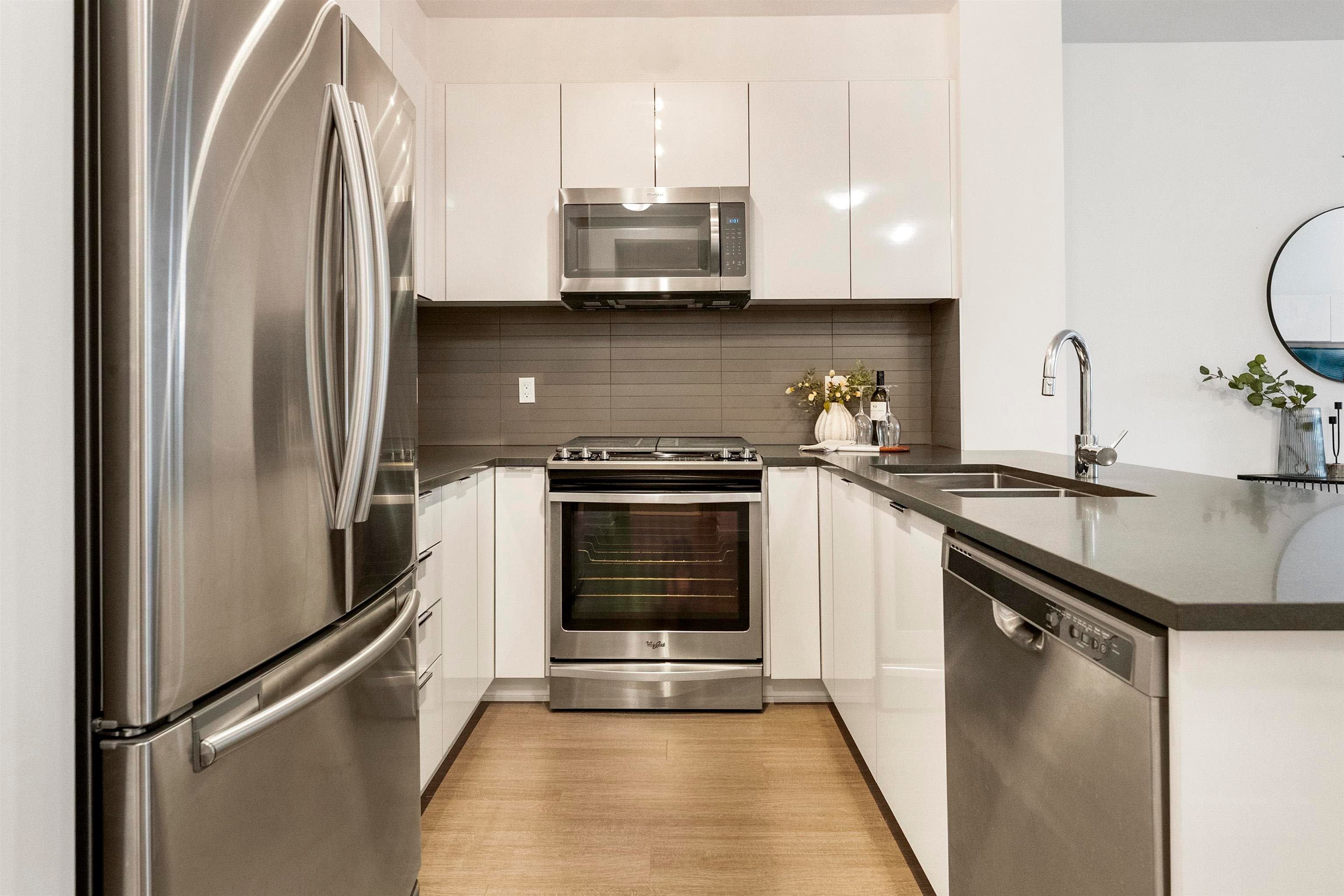 109 - 15137 33rd Avenue, Surrey, V3Z 0Y1 — photo 2