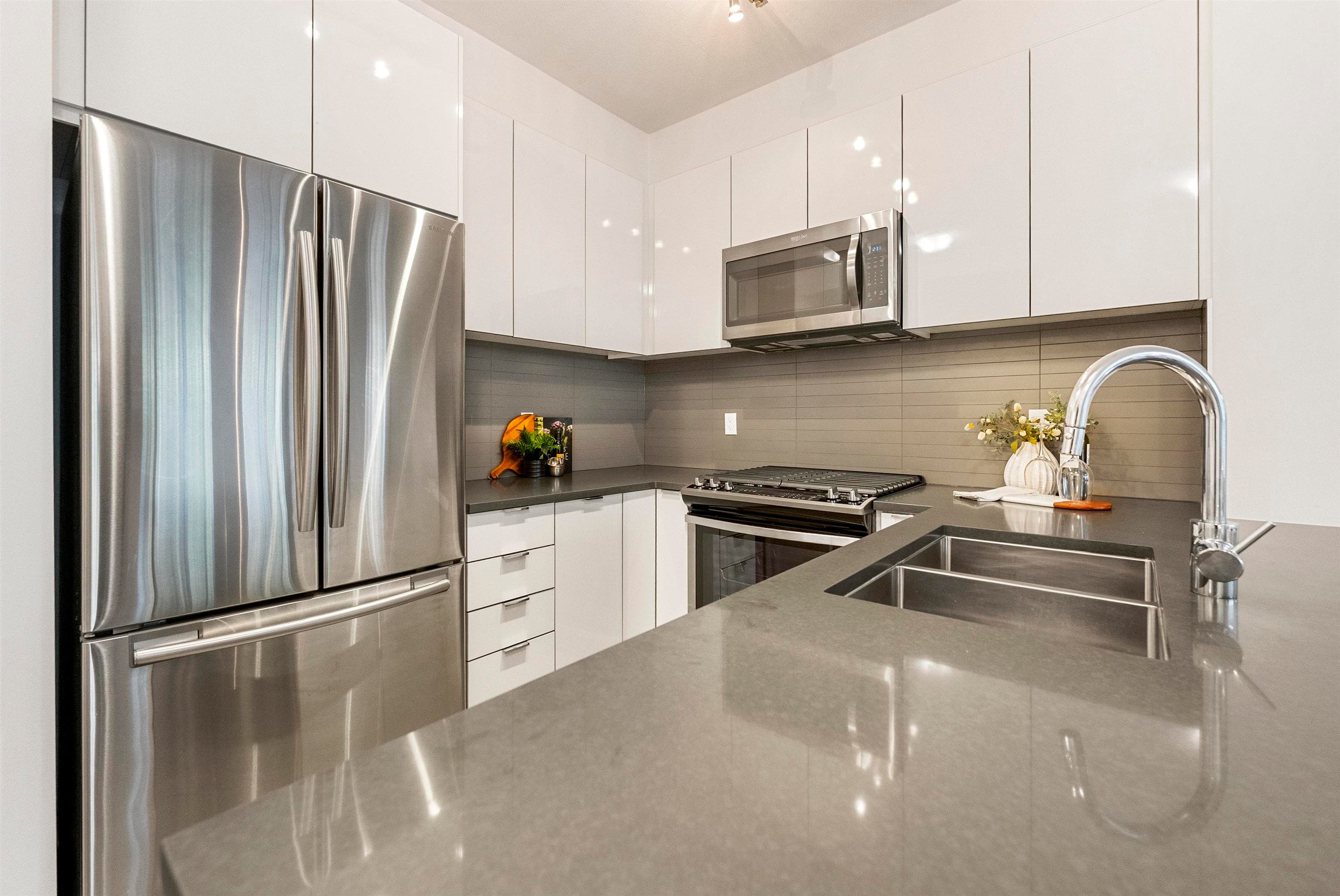 109 - 15137 33rd Avenue, Surrey, V3Z 0Y1 — photo 4