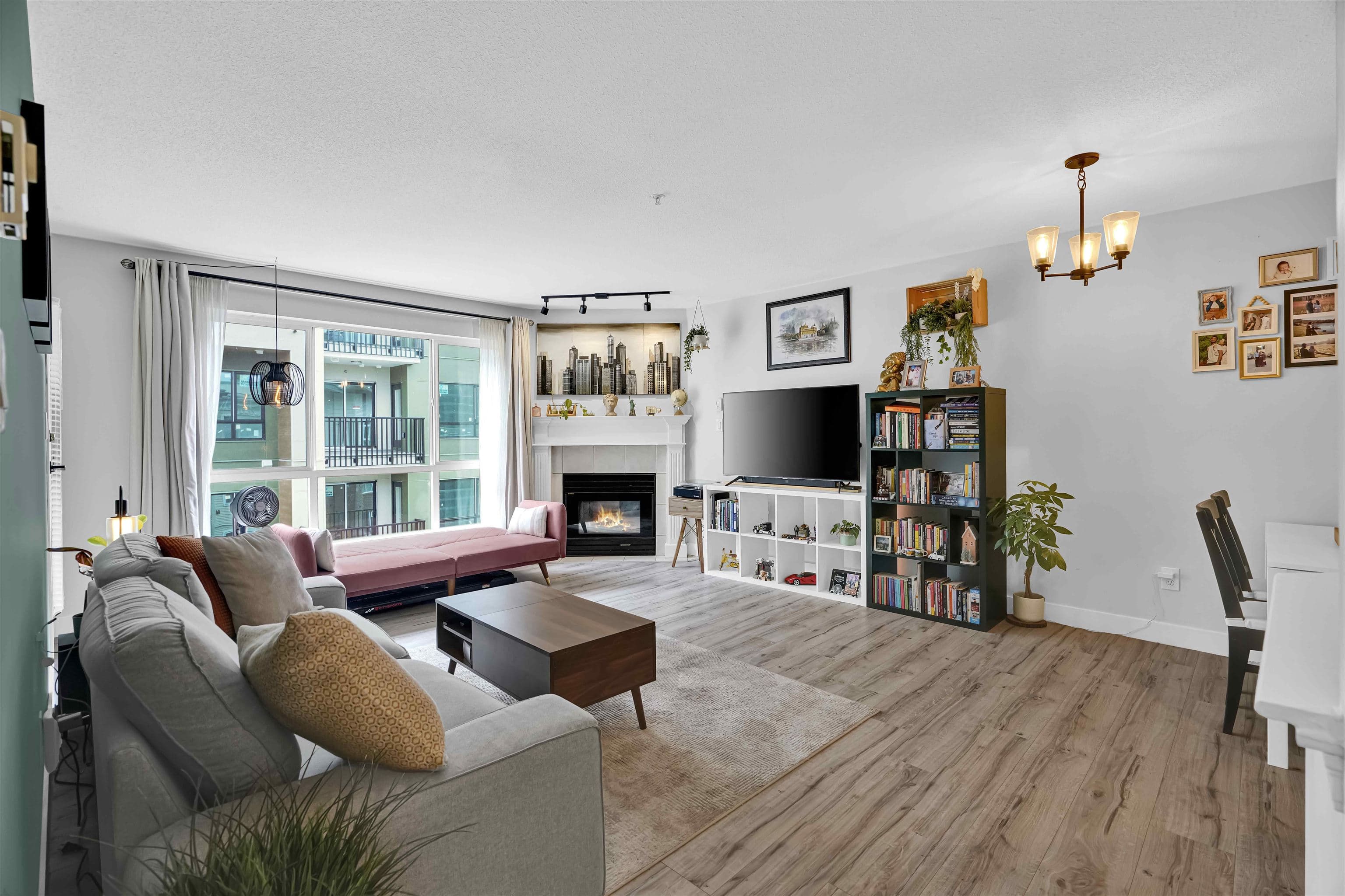 405 - 20200 54a Avenue, Langley, V3A 3W7 — photo 2
