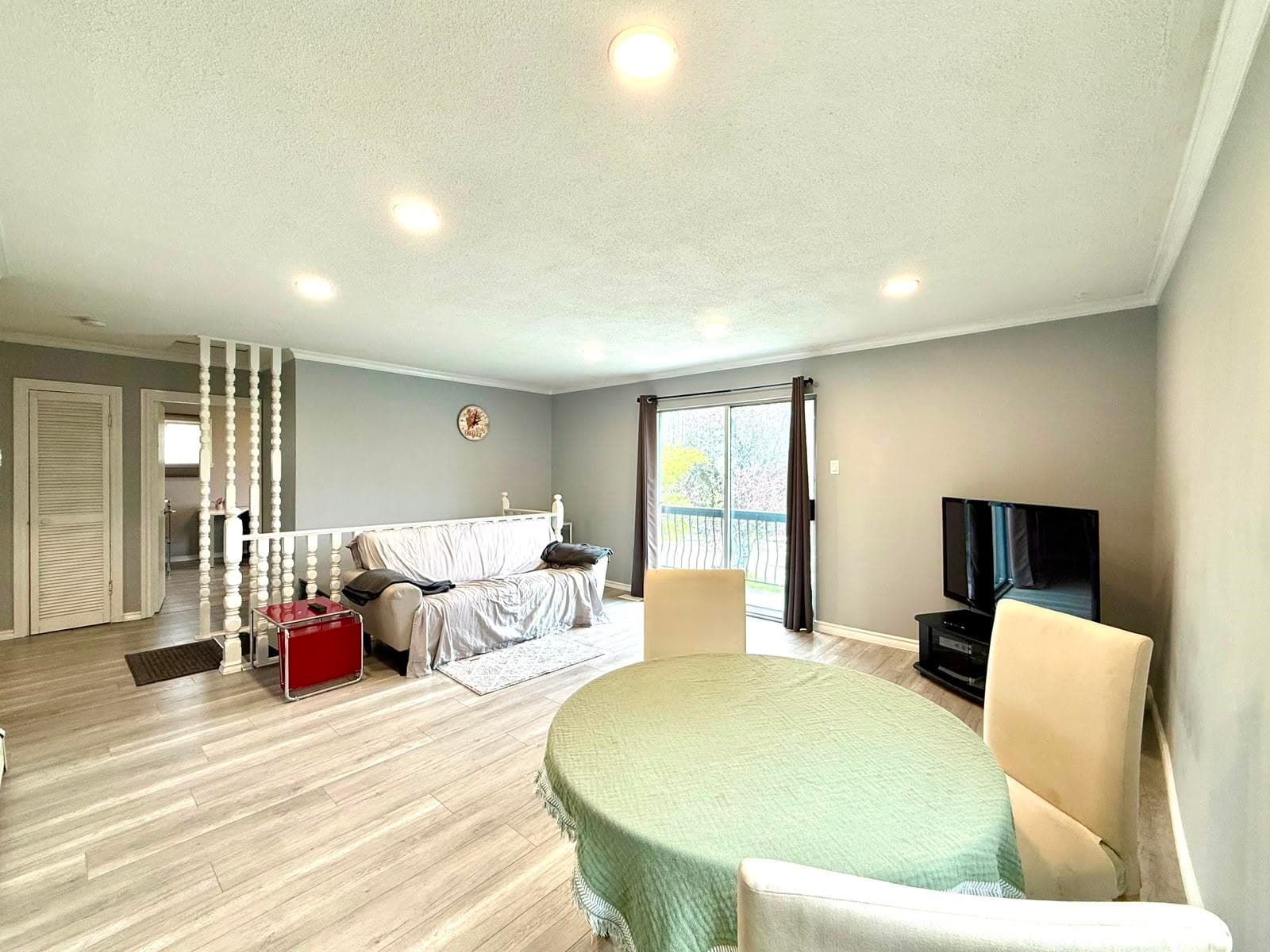 3305 Worthington Drive, Vancouver, V5M 3X2 — photo 4